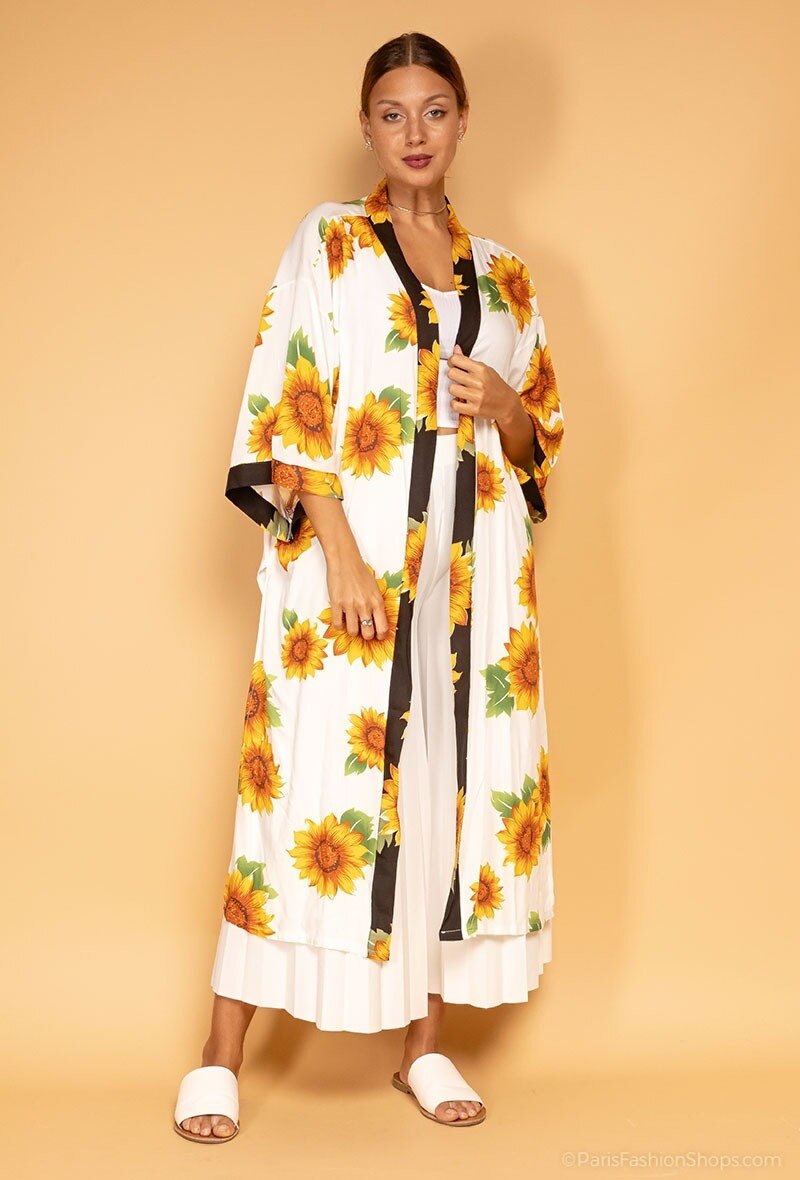 Großhändler Da Fashion - Oberteil mit offenem Sonnenblumenmuster im Sommer