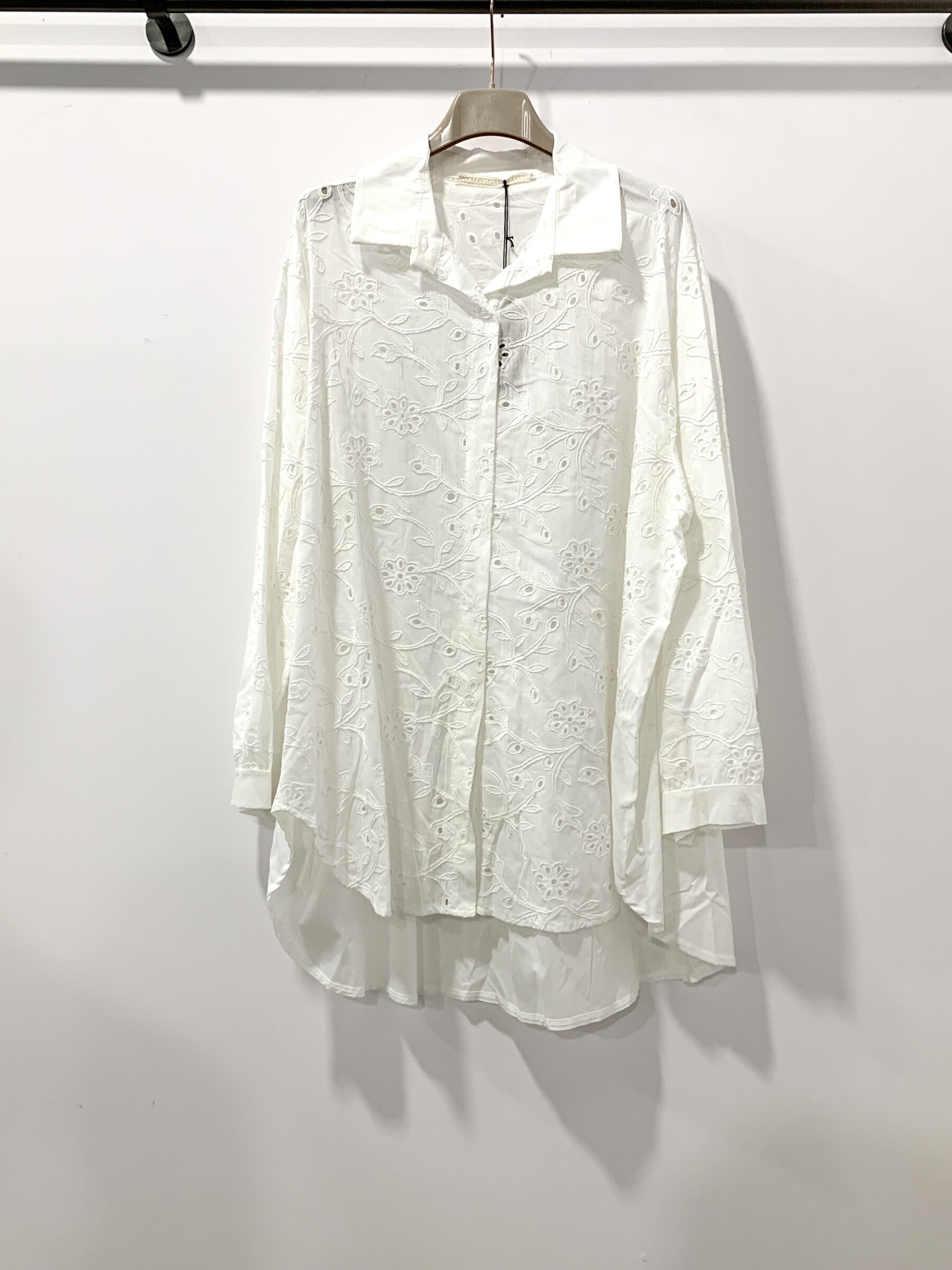 Grossiste Danny - Chemise brodée grande taille