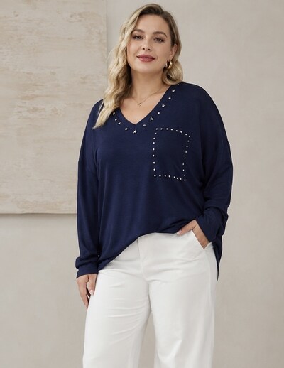 Grossiste Danny - Pull col V avec clous Grossiste Danny - Pull col V avec clous