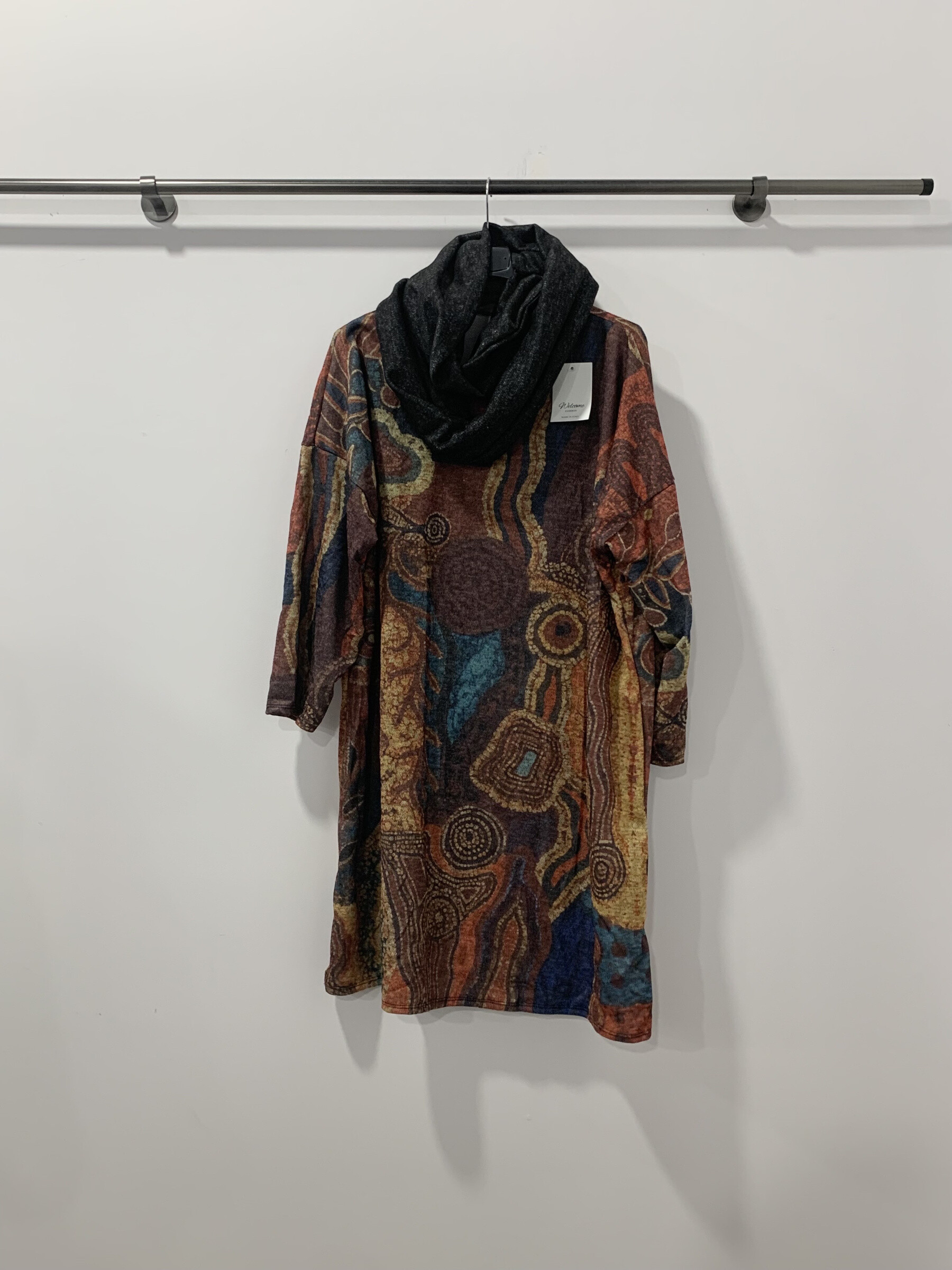 Robe élégante italienne en viscose douce, idéale pour l'hiver, parfait pour grandes tailles.