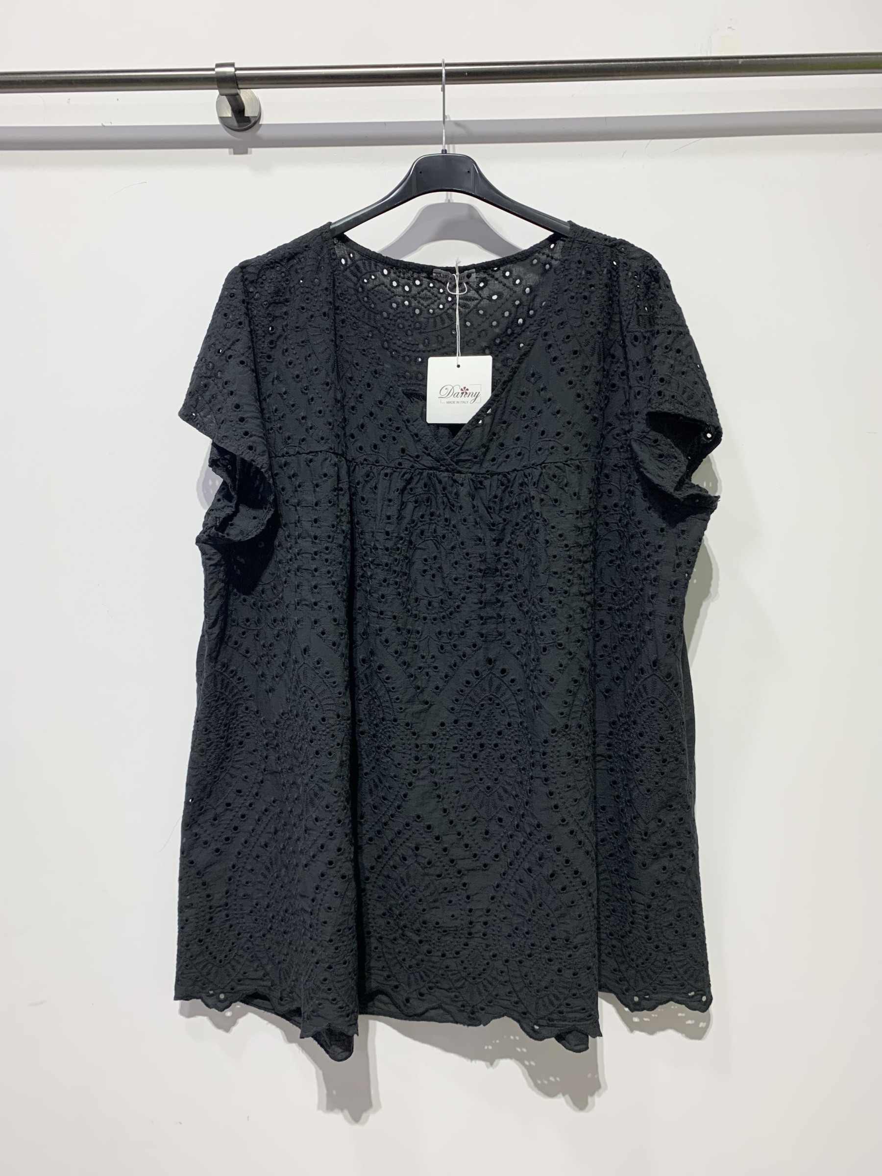 Grossiste Danny - Tunique en broderie