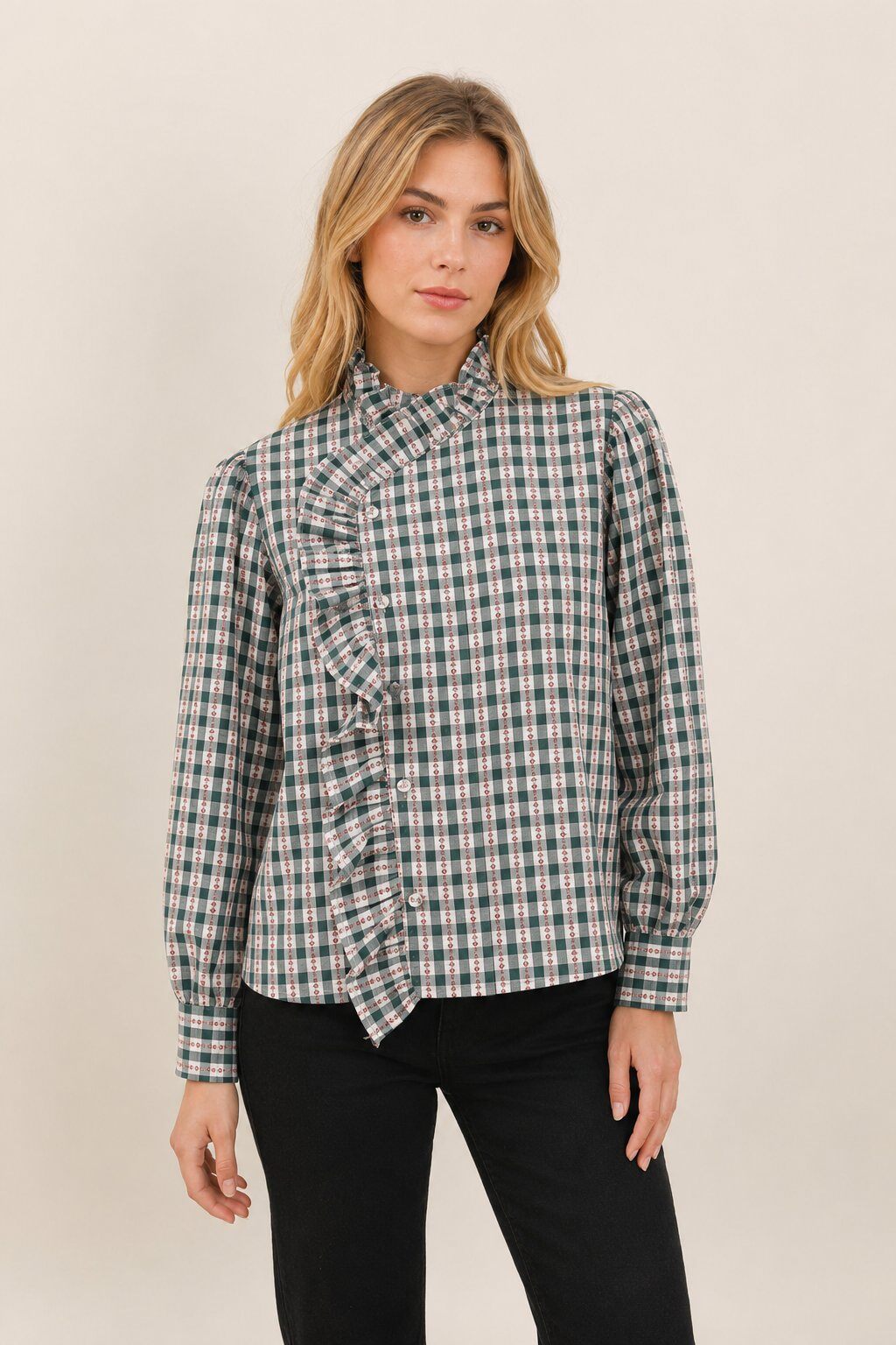 Grossiste DAPHNEA - Blouse à Carreaux avec Patte Asymétrique et Volant