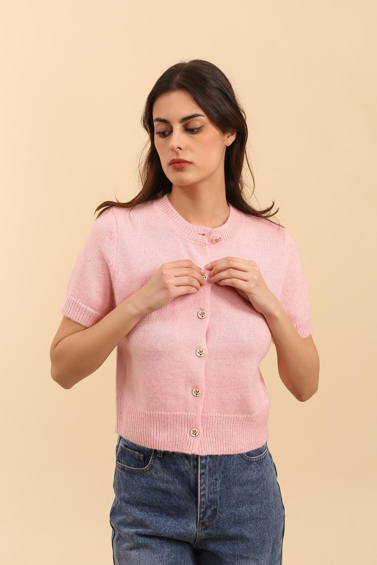 Grossiste DAPHNEA - GILET EN MAILLE