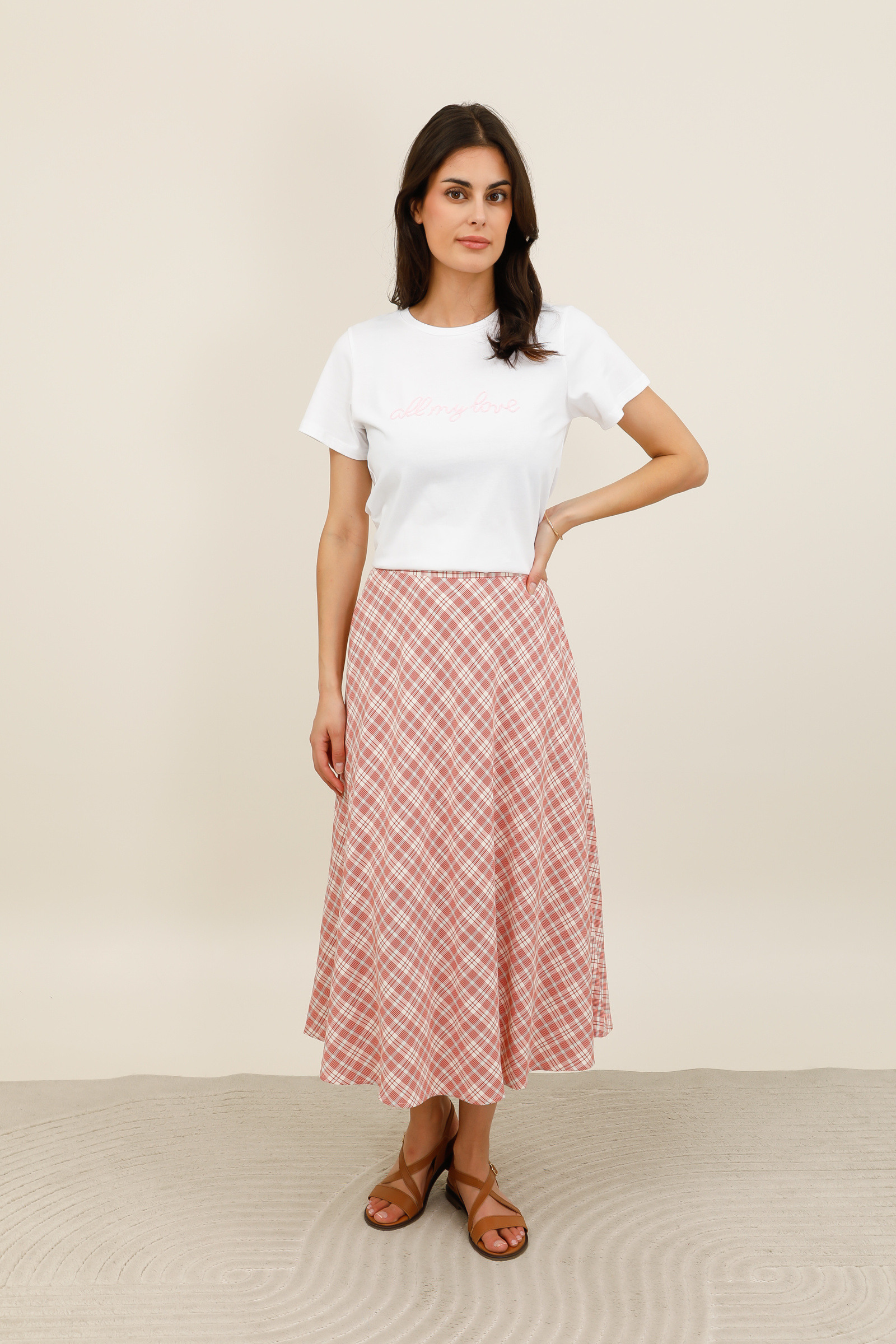 Grossiste DAPHNEA - Jupe midi femme évasée à carreaux