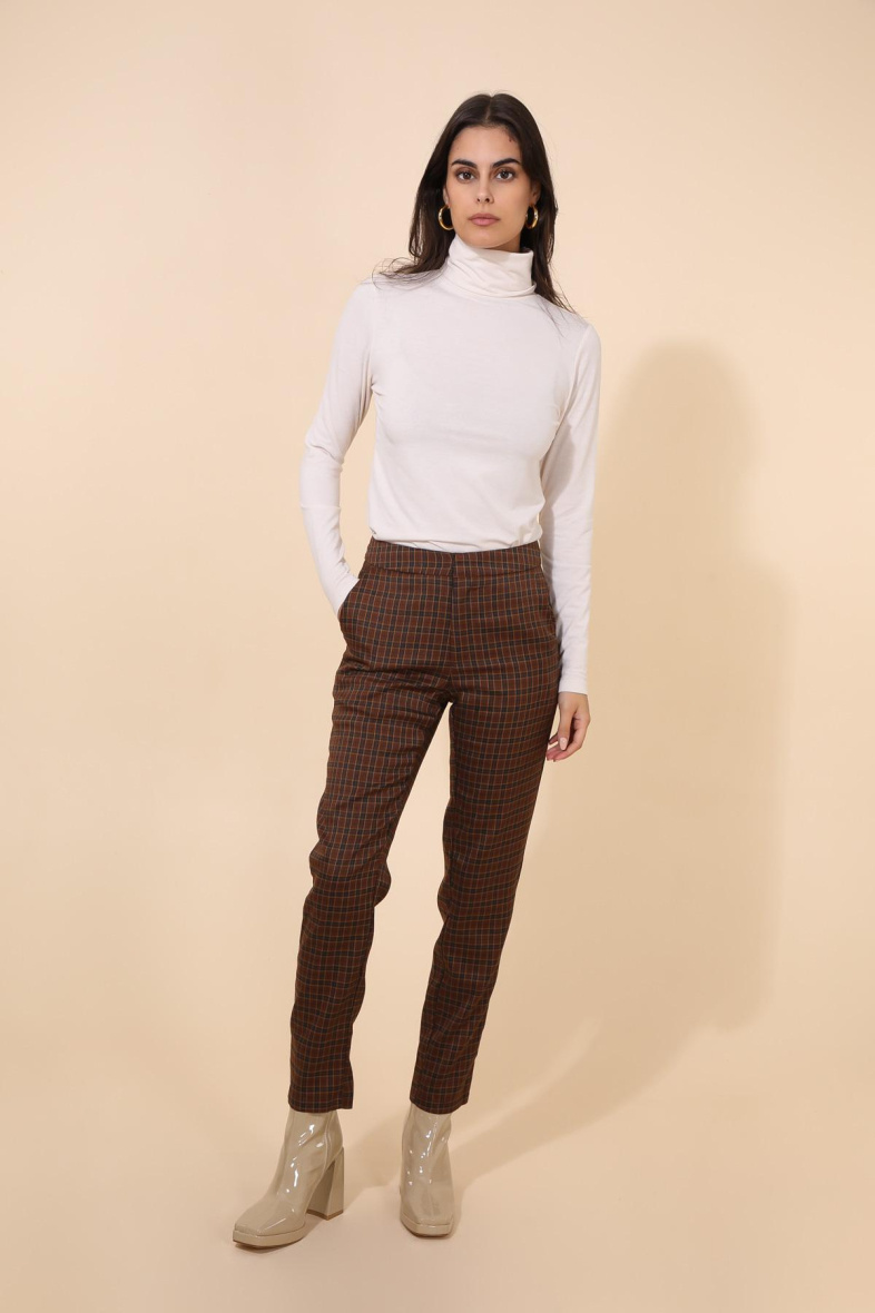 Grossiste DAPHNEA - PANTALON TAILLEUR