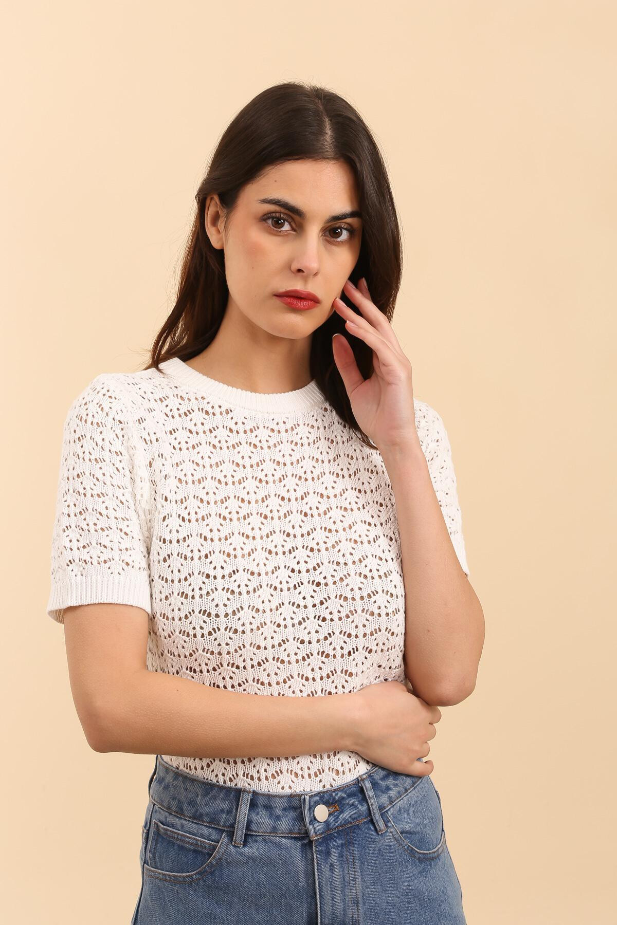 Grossista DAPHNEA - Maglione a maglie aperta