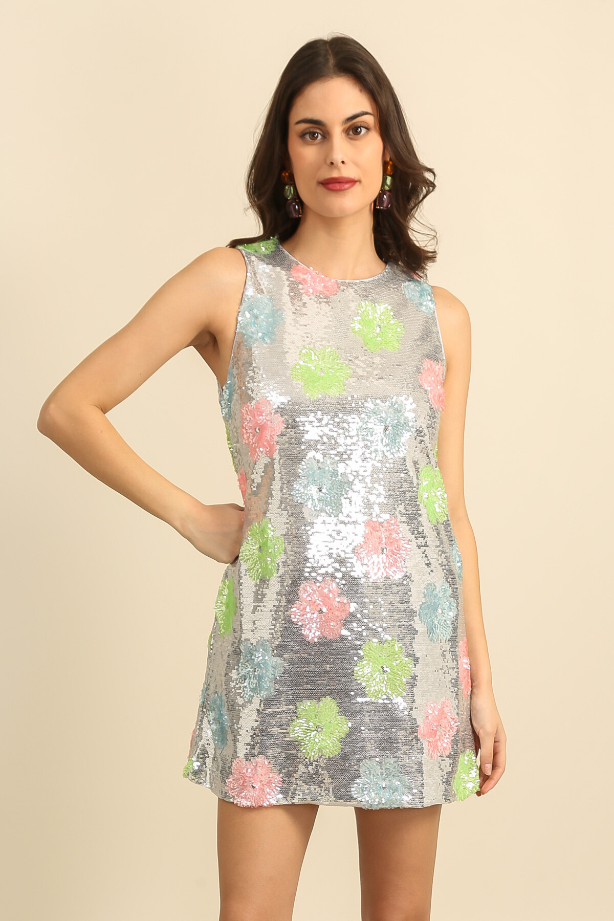 Wholesaler DAPHNEA - Short silver sequin dress with colorful flowers