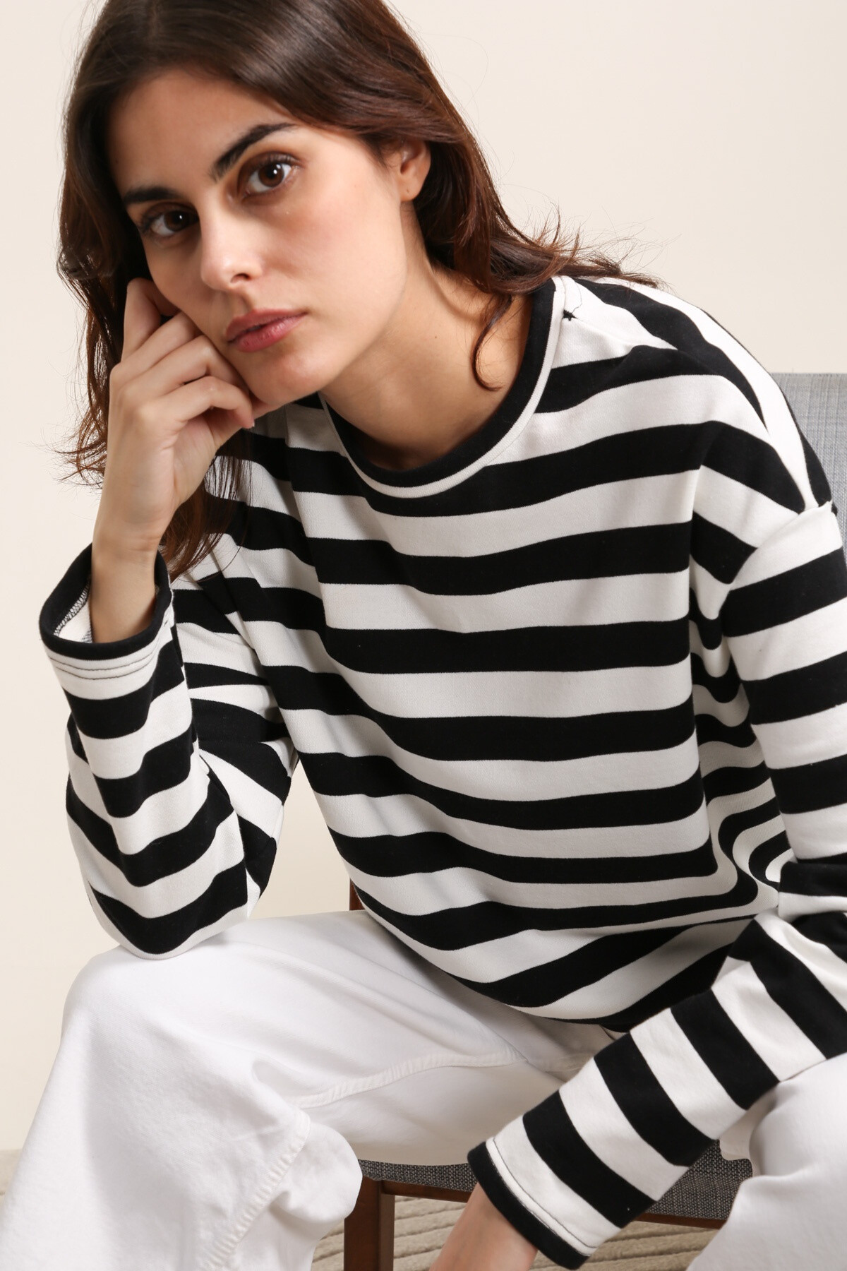 Wholesaler DAPHNEA - WIDE STRIPED SWEATSHIRT