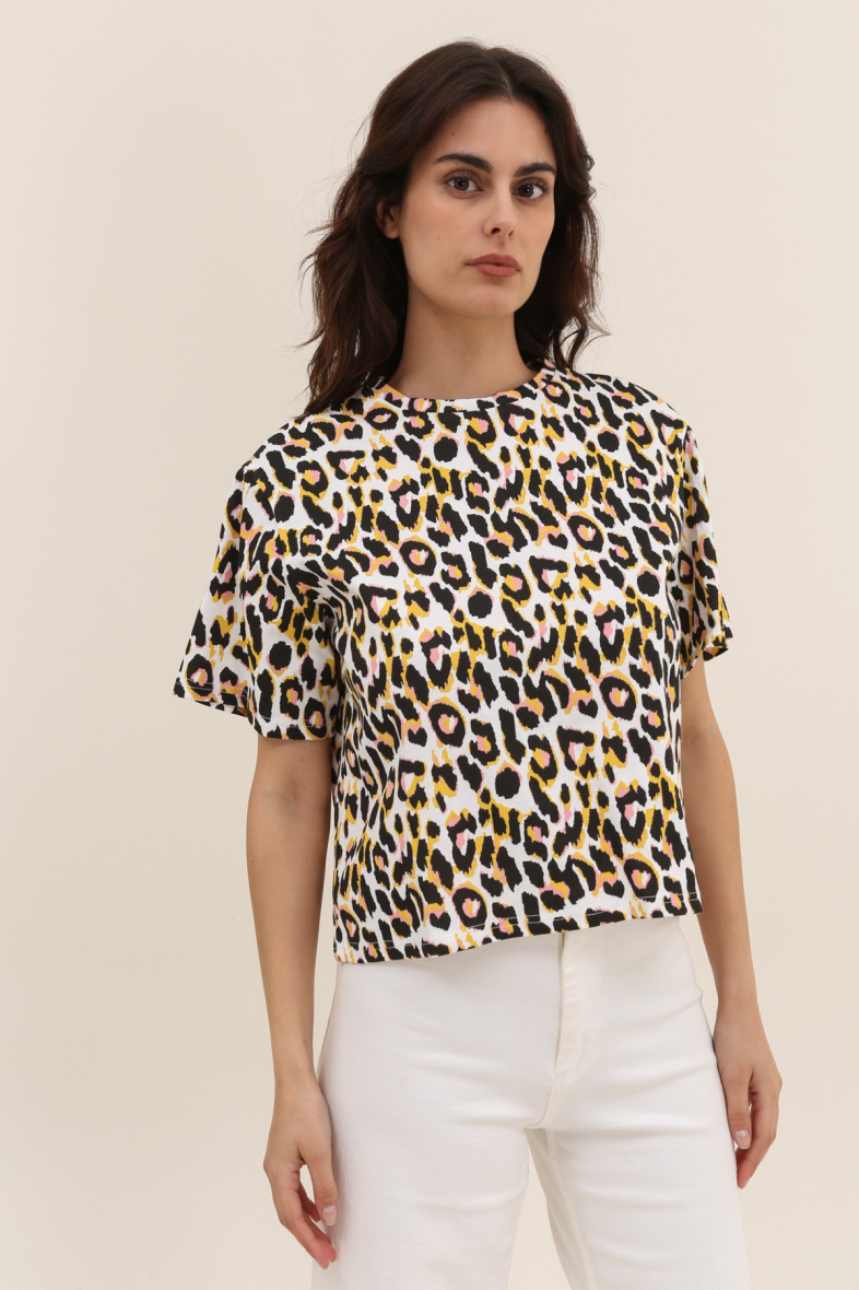 Mayorista DAPHNEA - CAMISETA ESTAMPADO LEOPARDO
