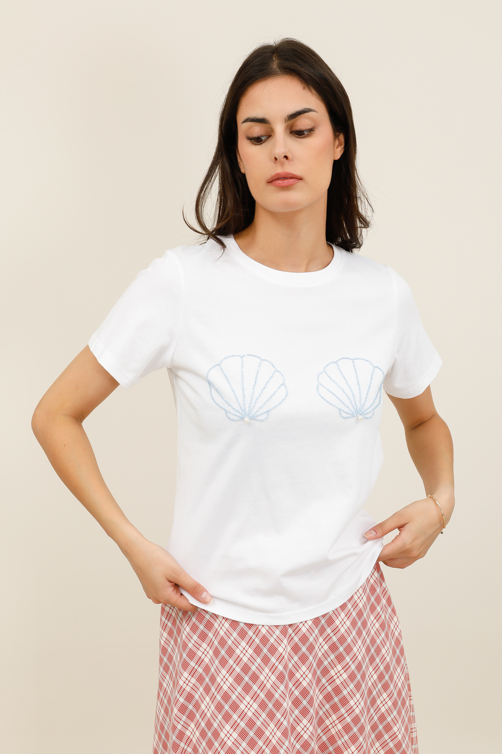 Mayorista DAPHNEA - Camiseta de mujer con conchas de perlas y mangas cortas