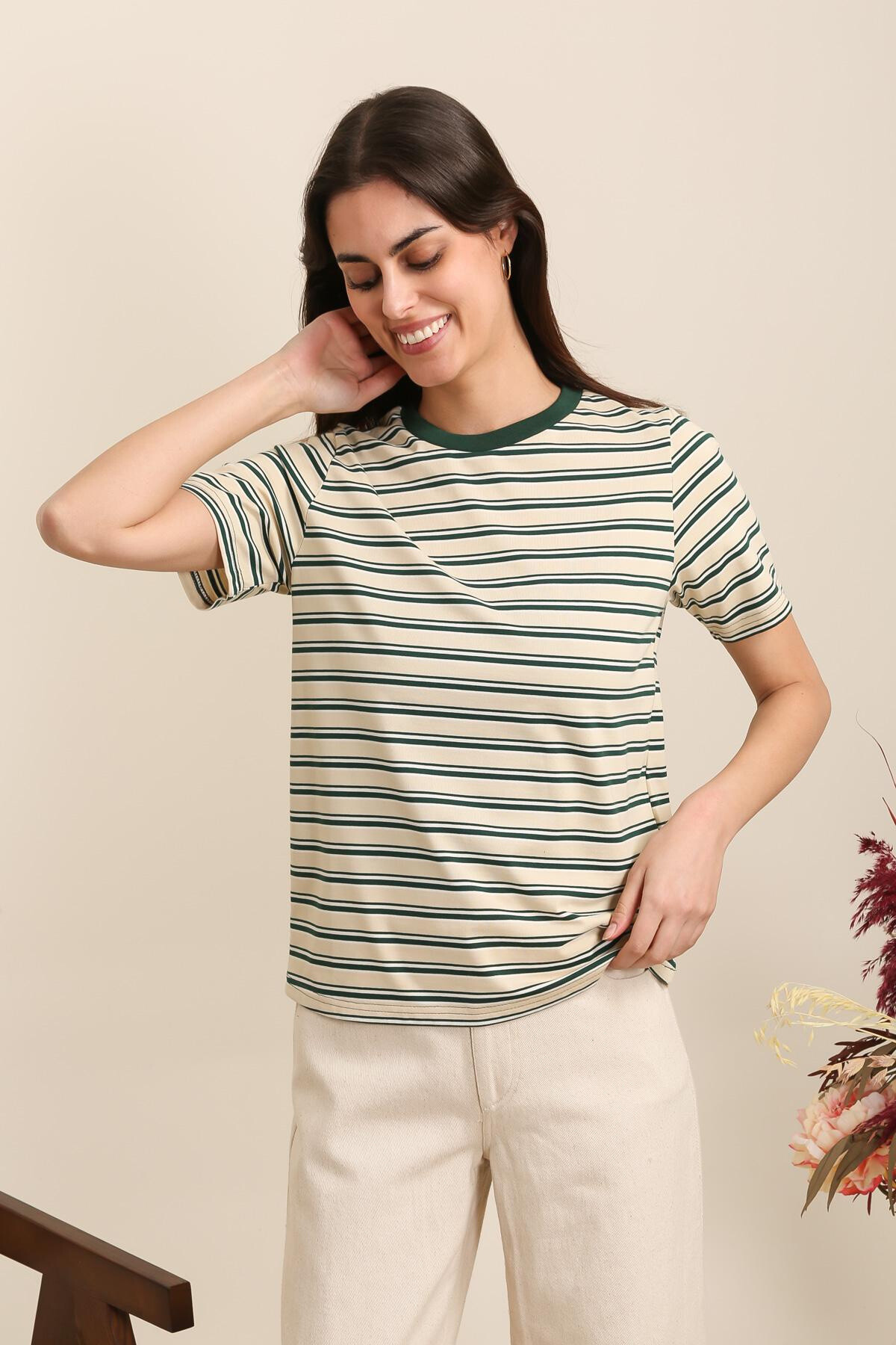 Wholesaler DAPHNEA - Two-color t-shirt