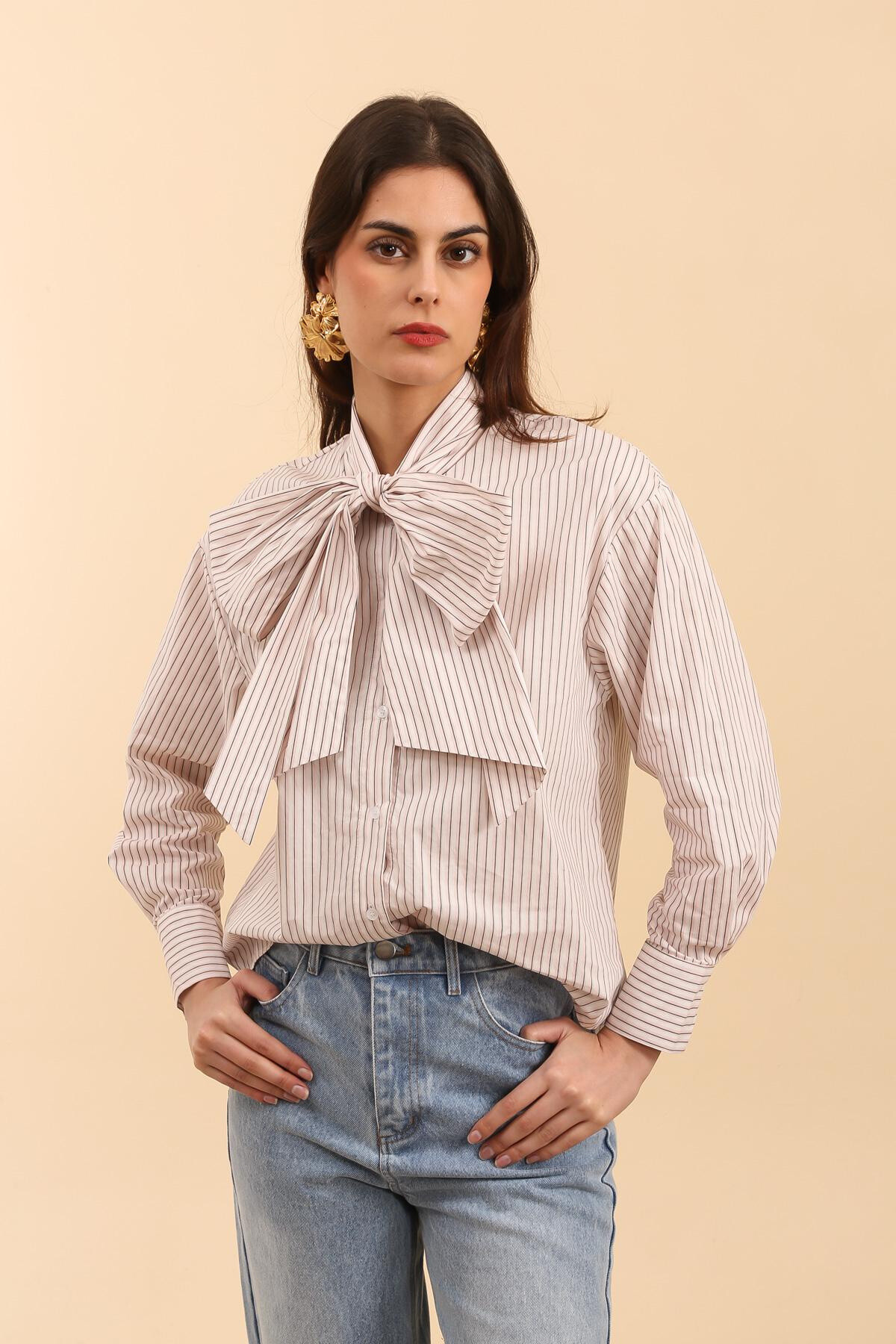 Grossista DAPHNEA - Top Collar Lavalliere