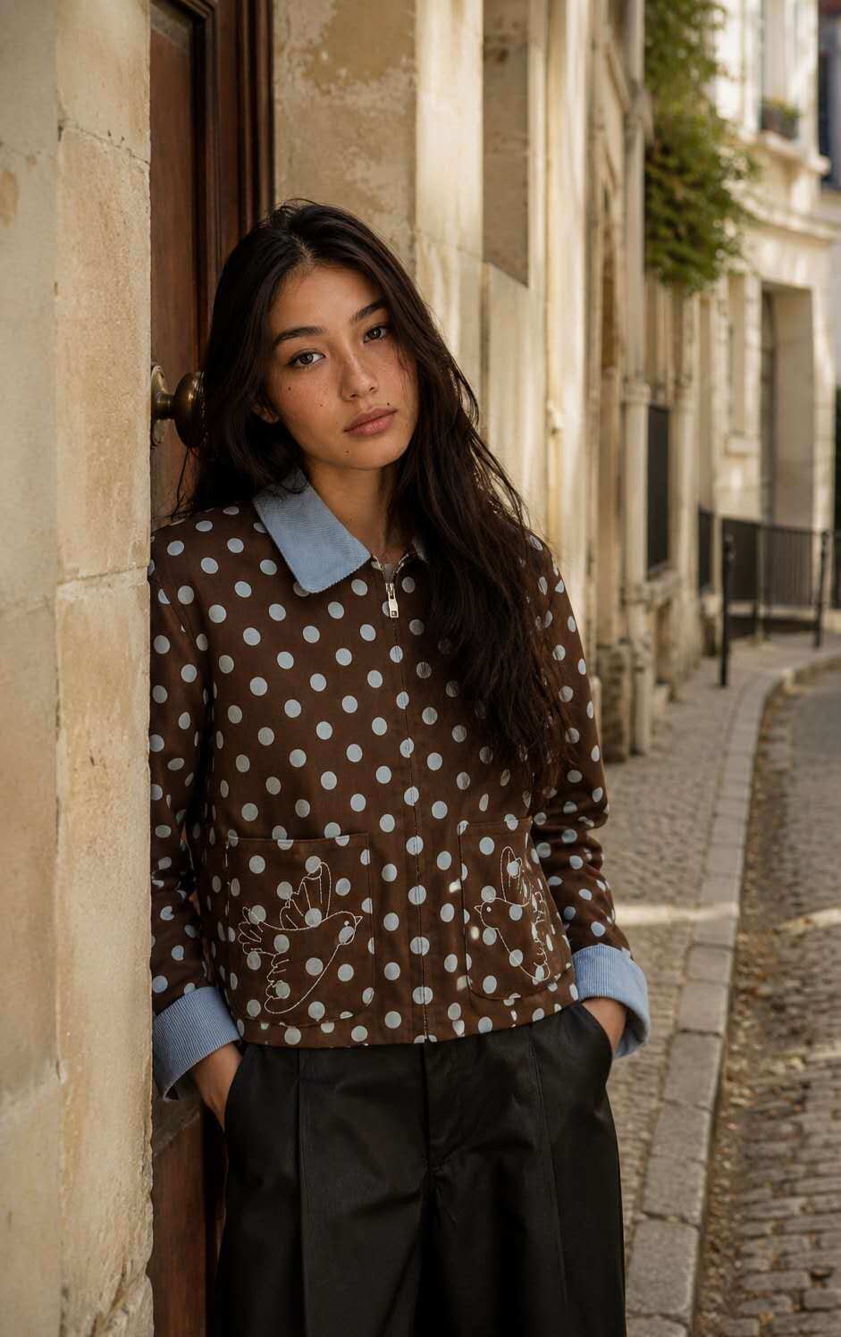Großhändler DAPHNEA - Gepunktete Arbeitsjacke mit kontrastierendem Kragen