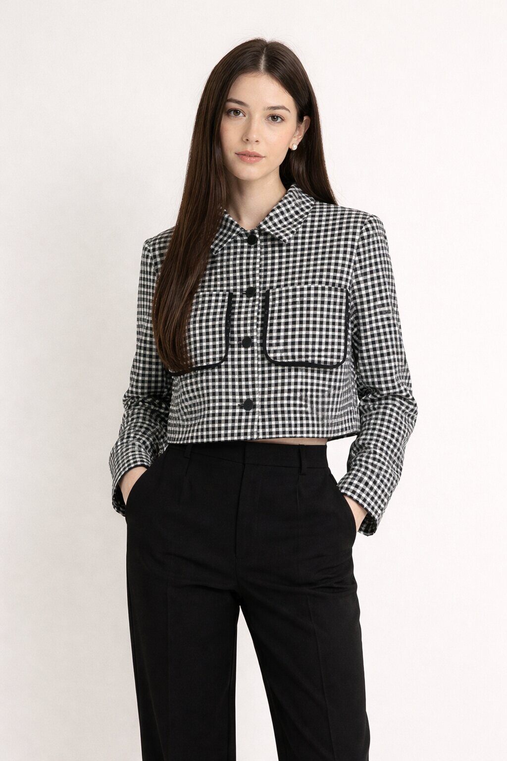 Grossiste DAPHNEA - Veste femme courte à carreaux vichy – Poches festonnées