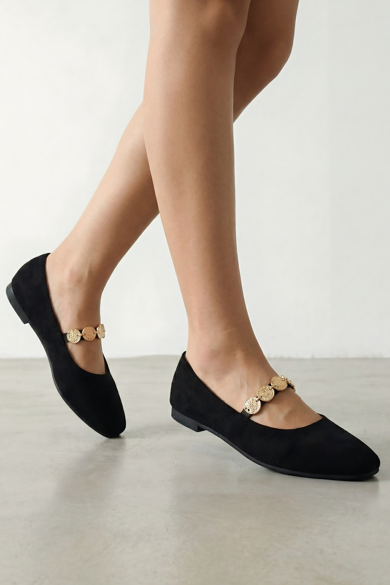Mayorista DAY-VINE - Bailarinas de Mujer en Ante con Correa Decorativa Dorada – Zapatos Planos Cómodos y Elegantes