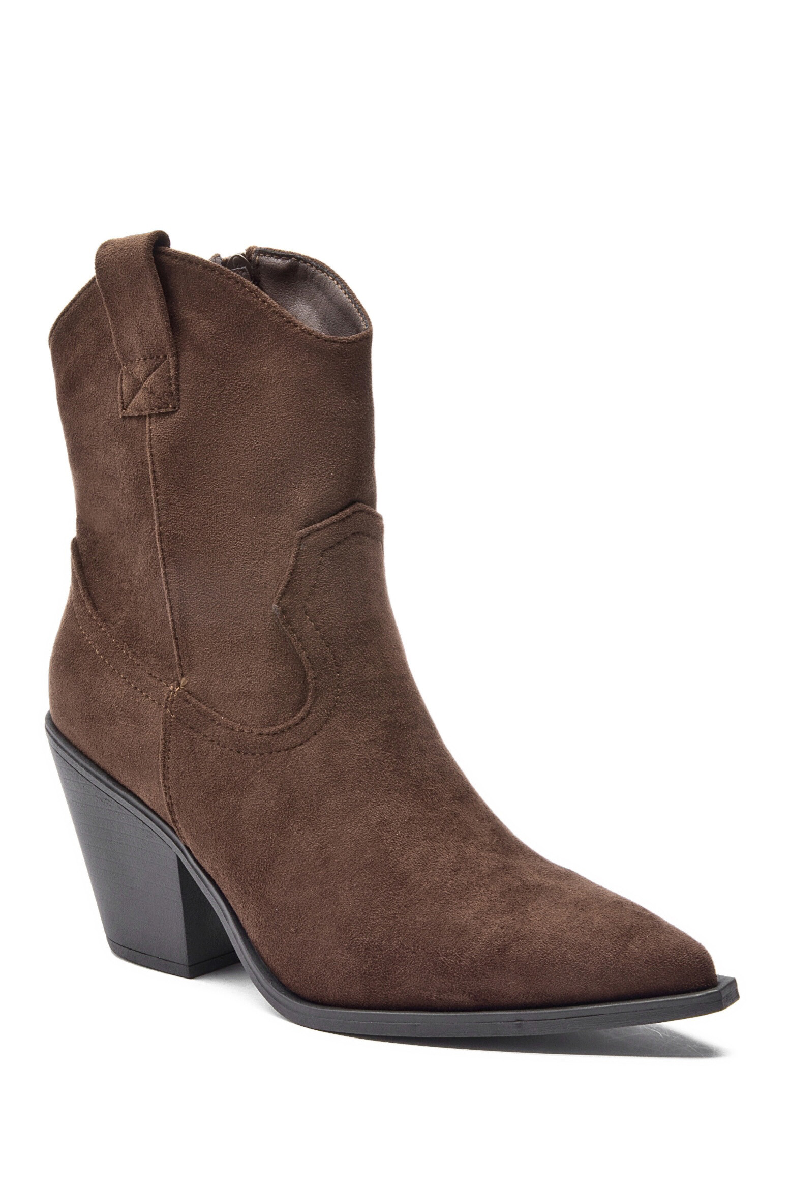 Grossiste DAY-VINE - Bottines western femme – Talon biseauté, bout pointu style cowboy