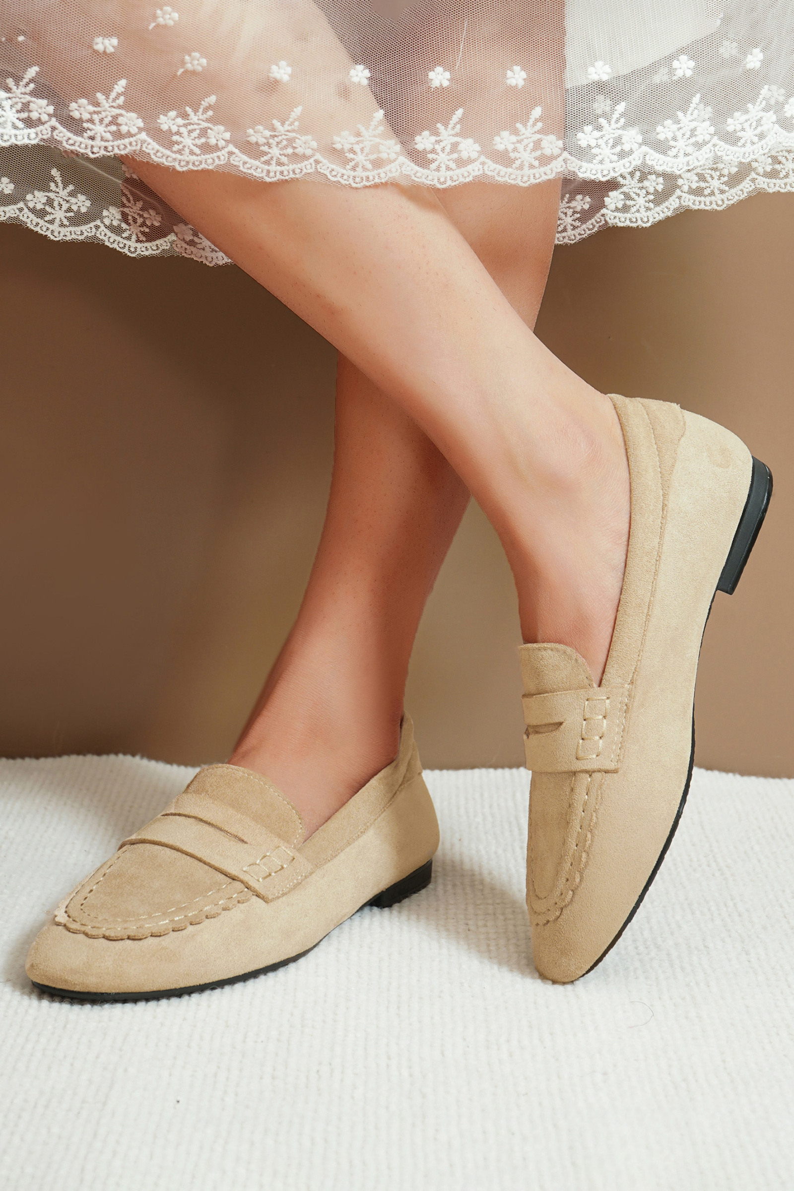 Grossiste DAY-VINE - Mocassins Penny Loafers en Daim pour Femme