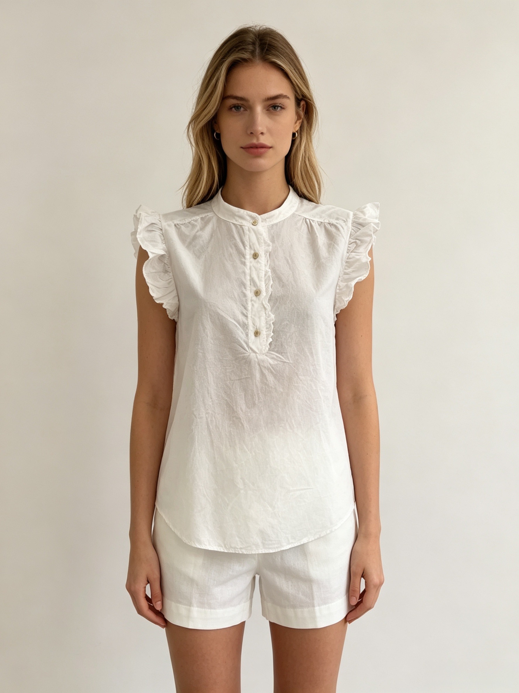 Wholesaler DEFILE - SLEEVELESS BLOUSE WITH RUFFLES