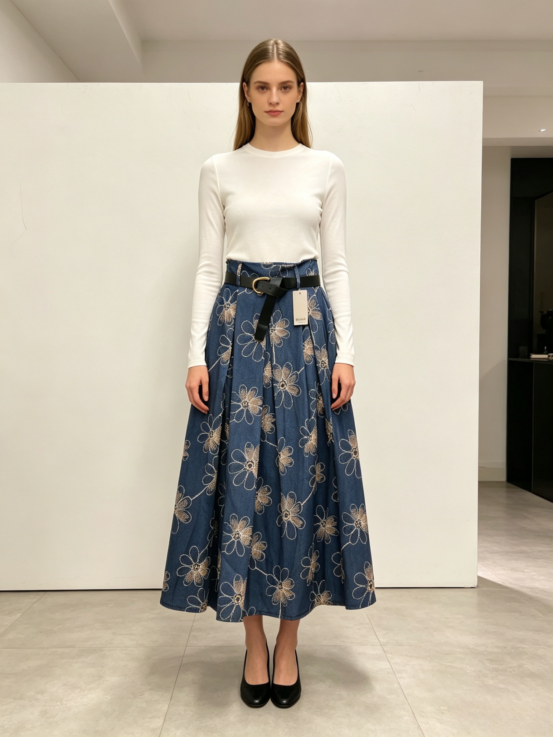 Mayorista DEFILE - FALDA MIDI CON ESTAMPADO FLORAL Y CINTURÓN