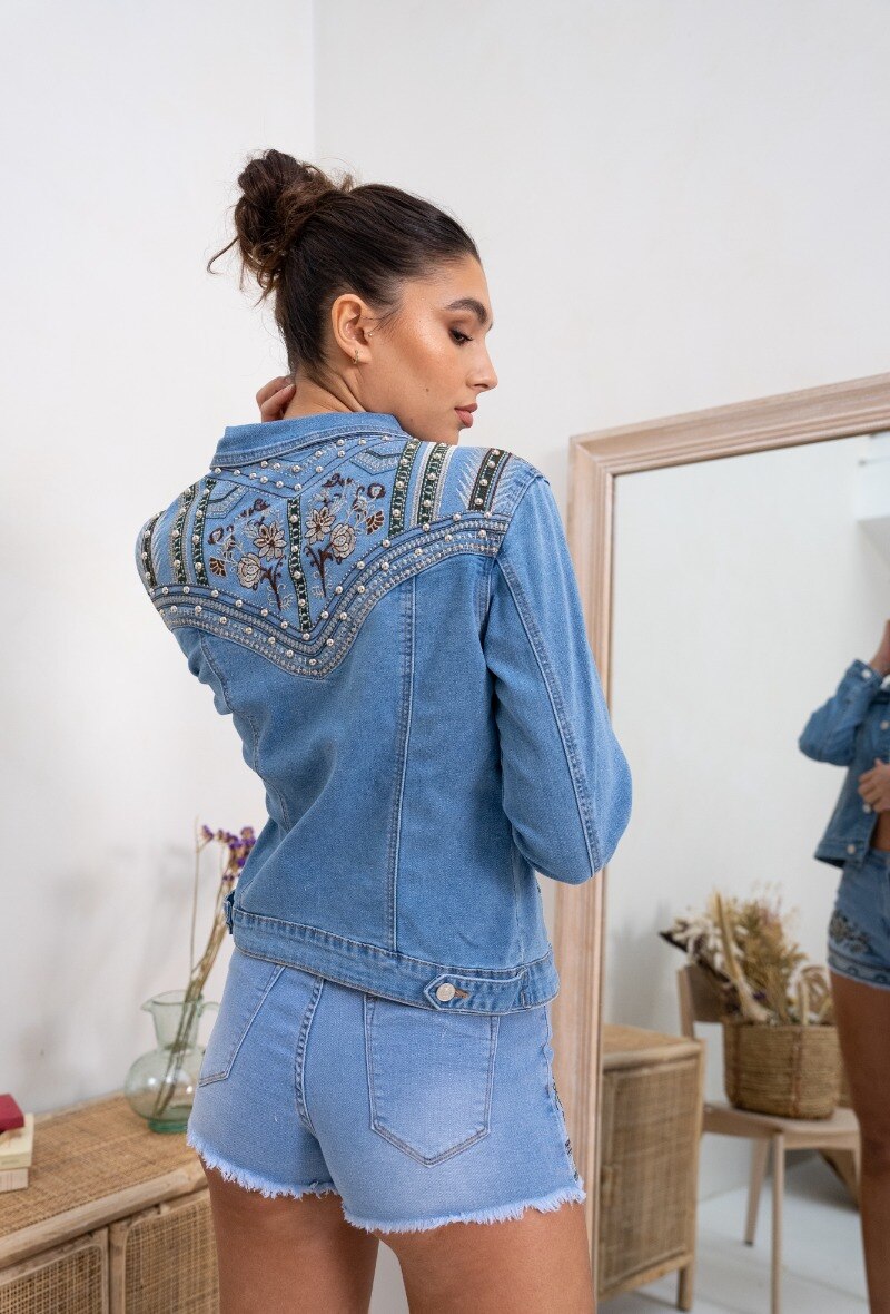 Jean avec broderie hot sale