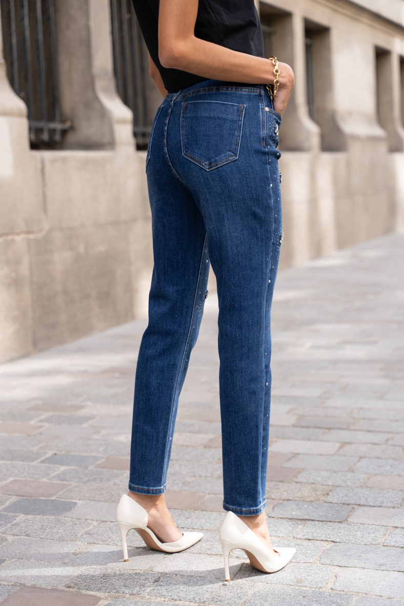 Jean mom stretch avec diamants et strass