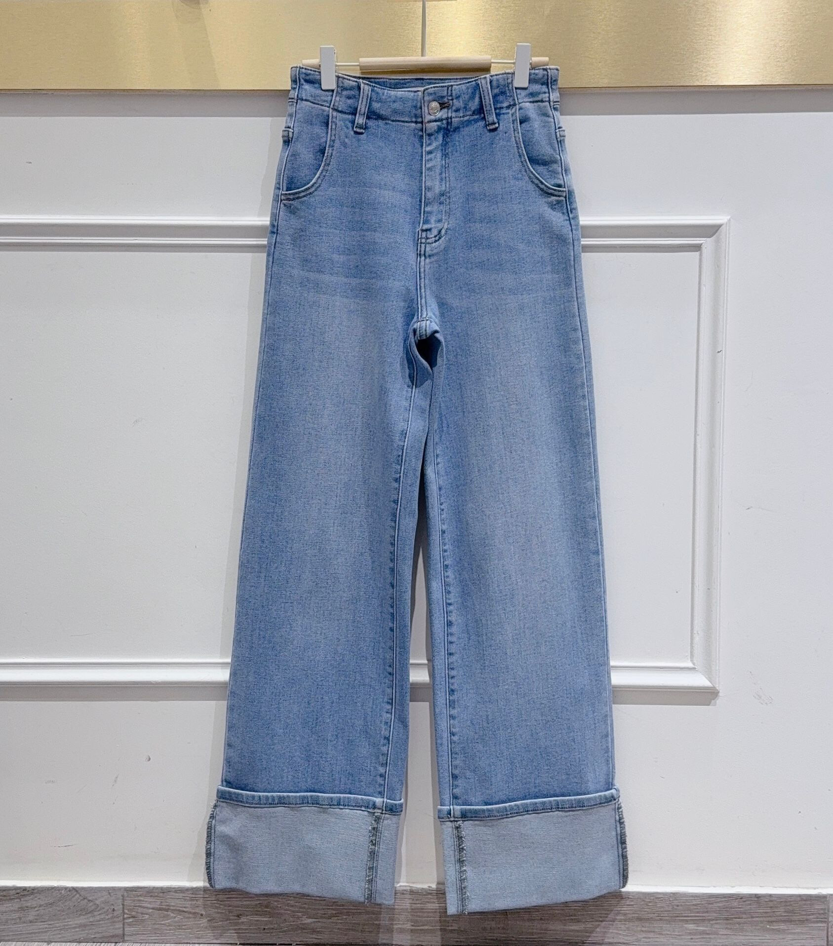 Grossiste DENIM LIFE - Jean wide leg stretch avec revers