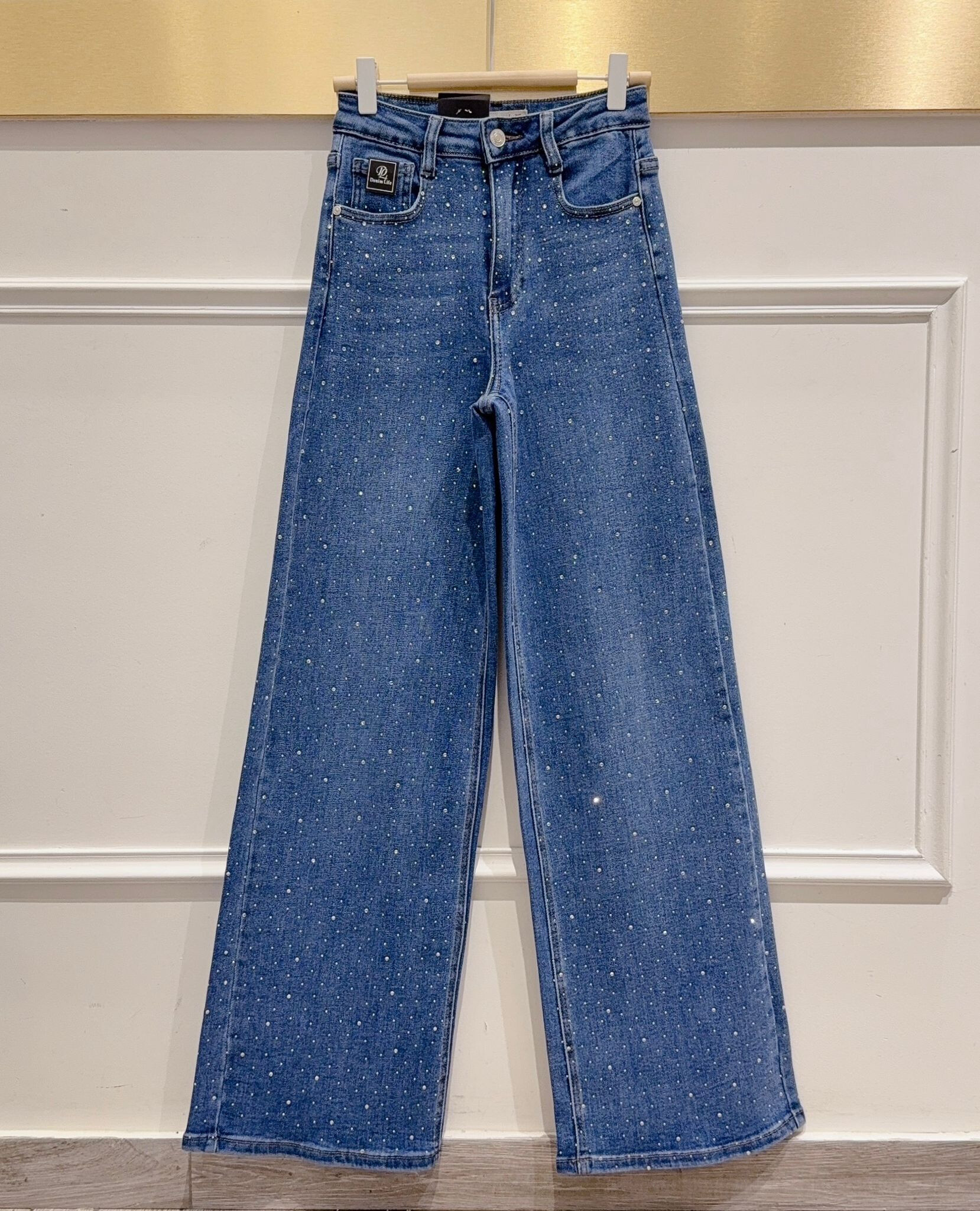 Wholesaler DENIM LIFE - Super wide leg stretch jeans with rhinestones