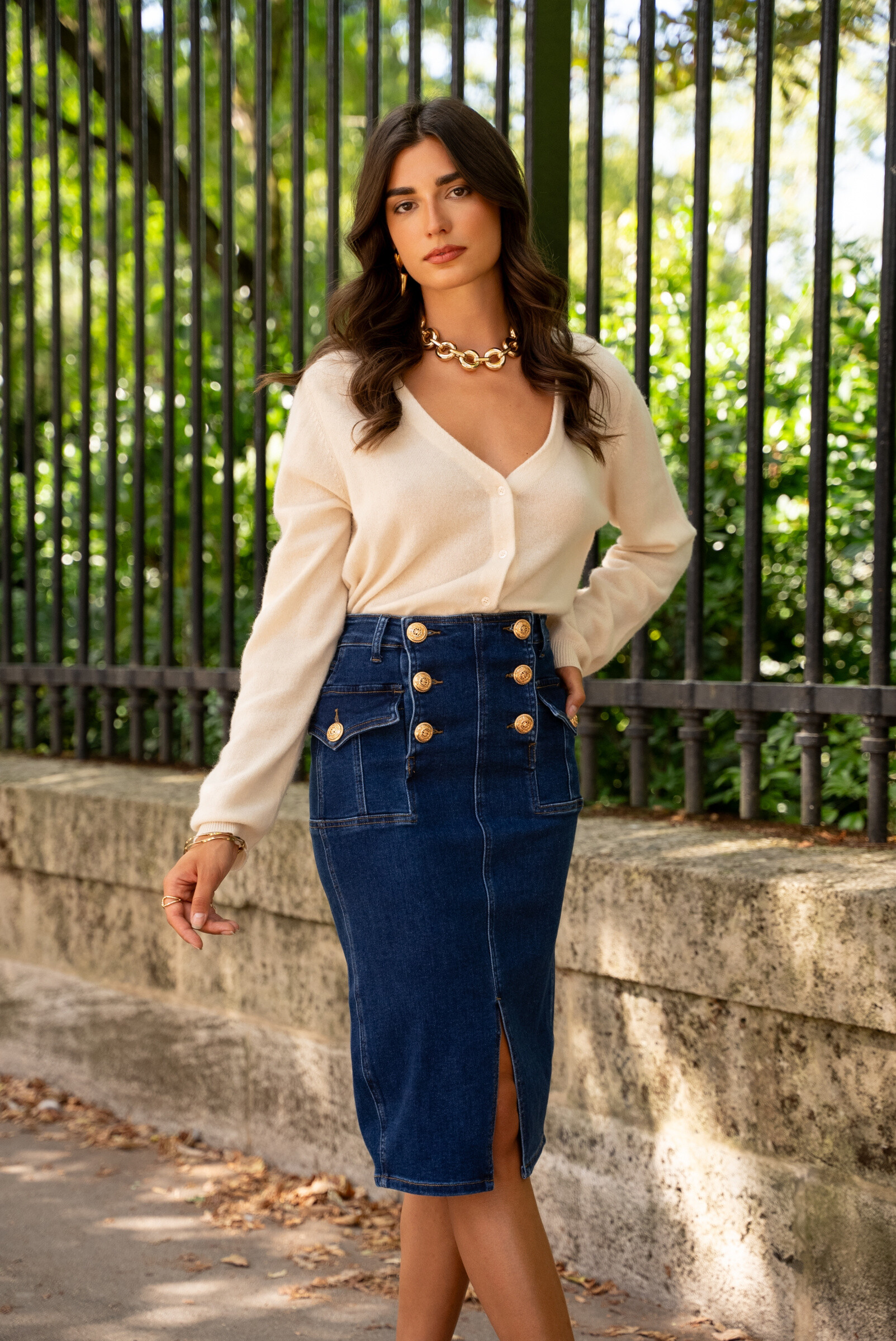 Wholesaler DENIM LIFE - Stretch mid-length skirt with pockets