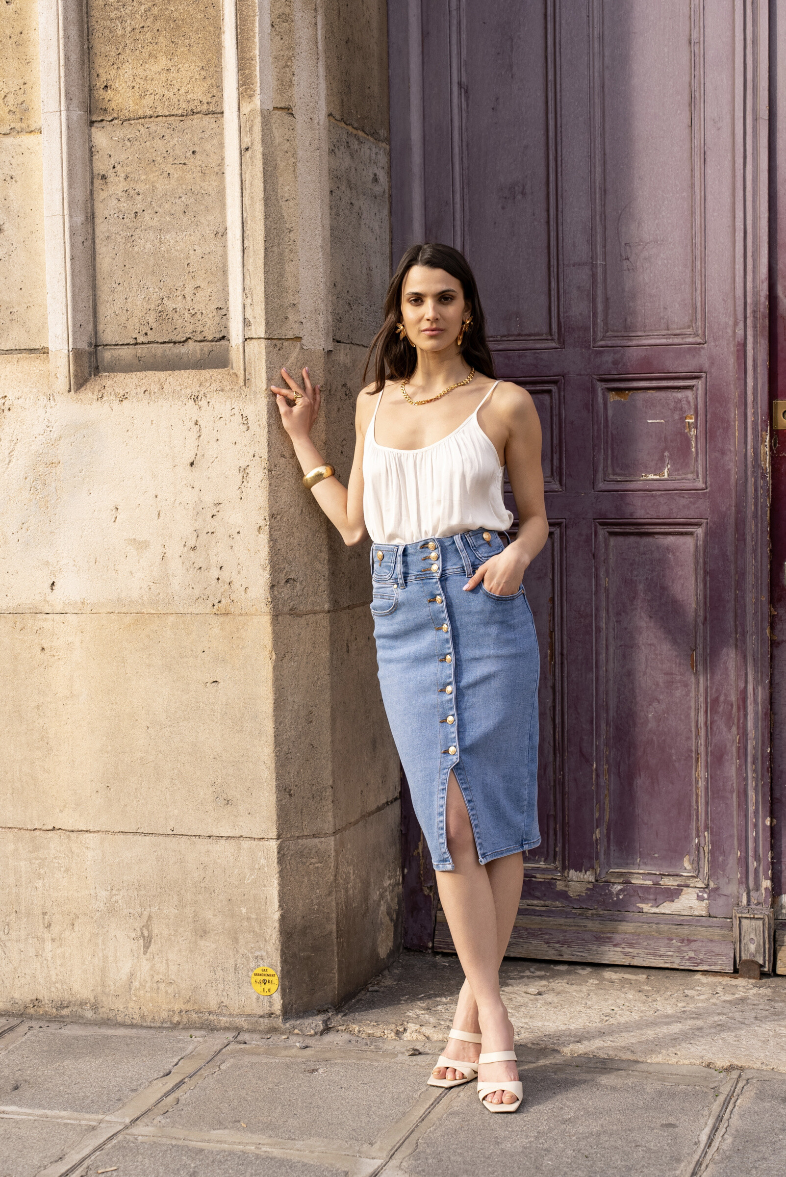 Großhändler DENIM LIFE - Mittlere Länge in Stretch-Jeansrock mit Schmetterlingsknoten