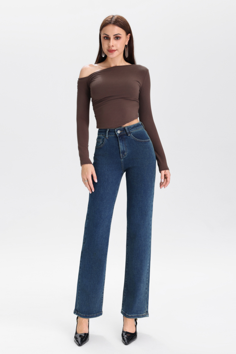 Großhändler DESTINA - Jeans mit lockerer Passform und Vintage-Waschung