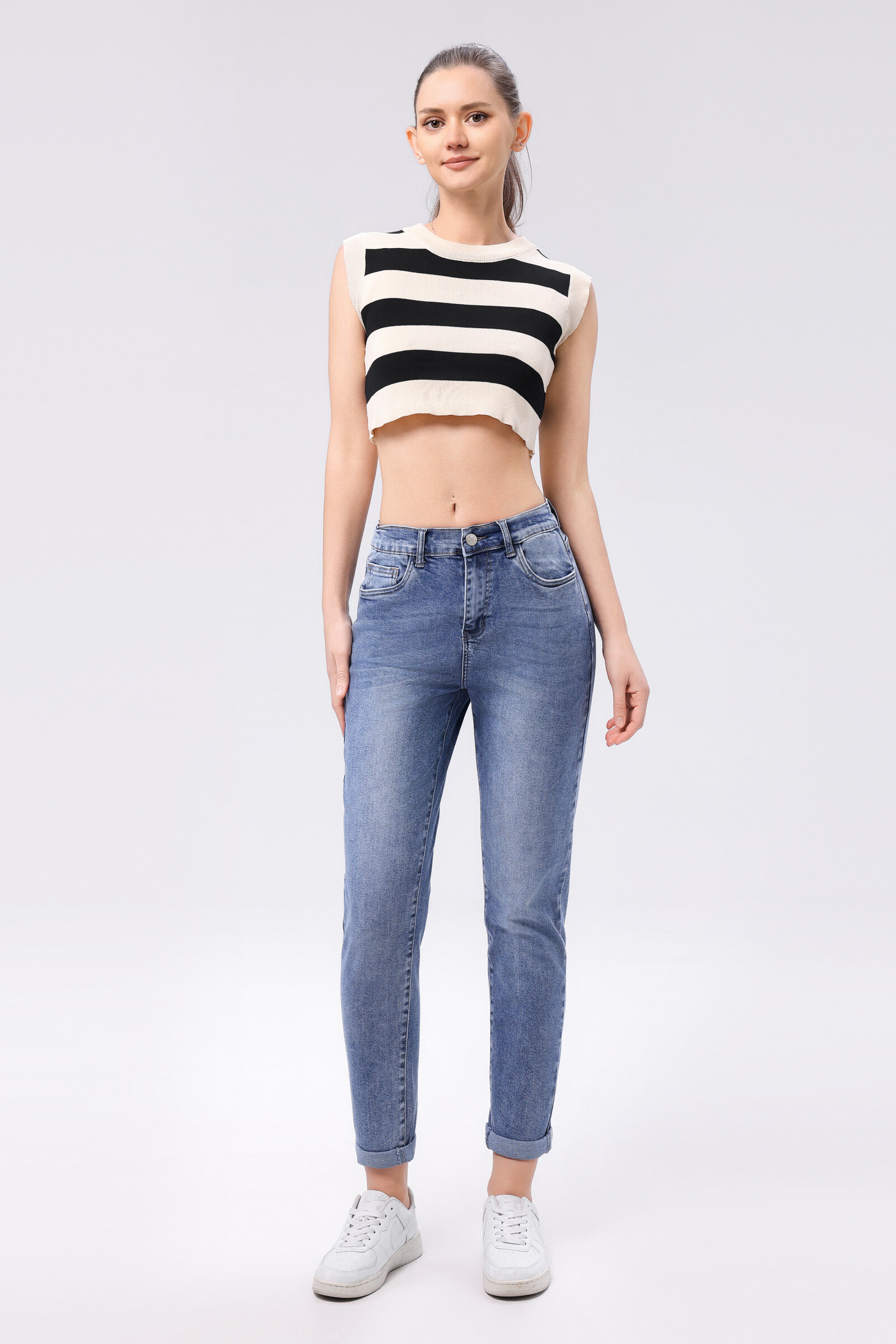 Großhändler DESTINA - Mom-Jeans mit Gummizug in der Taille