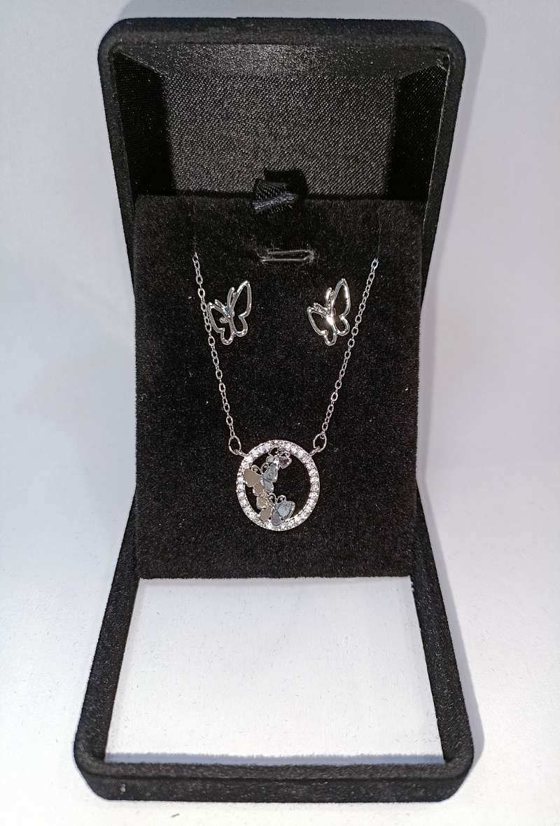 Grossiste Diamond - COFFRET ROND PAPILLON
