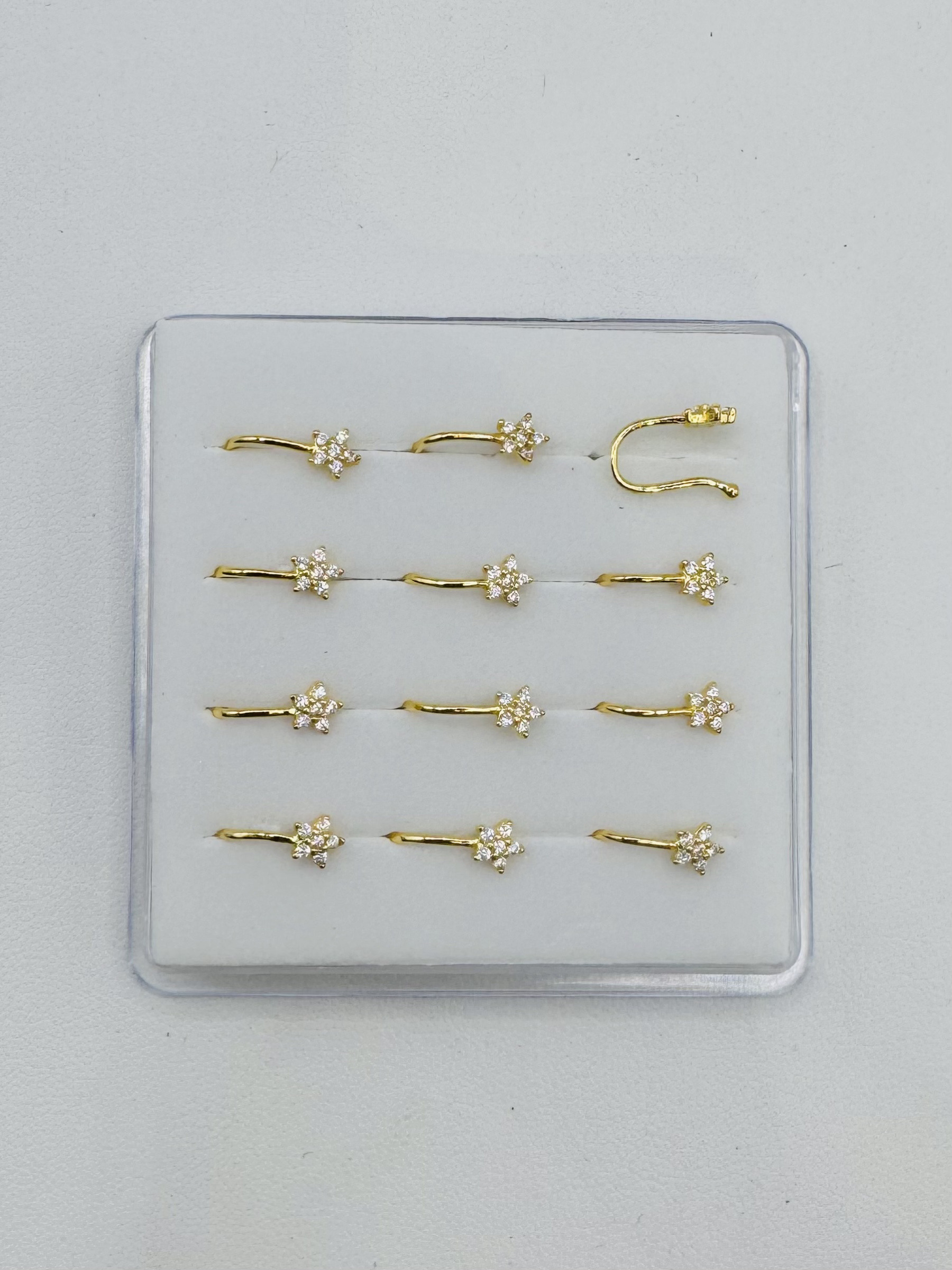 Großhändler Diamond - Falscher Nasenpiercing mit Blumenclip und Strasssteinen