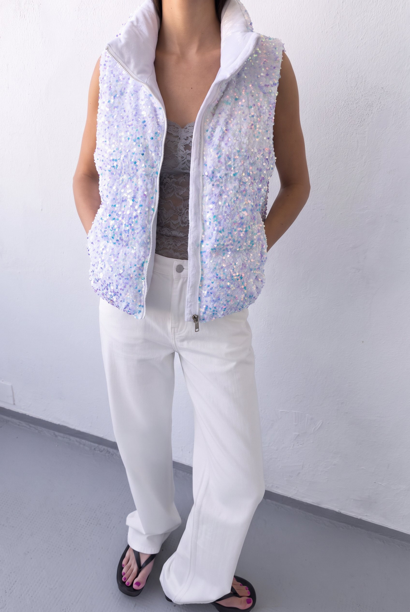 Wholesaler DIVA TEX - Sleeveless sequin puffer vest