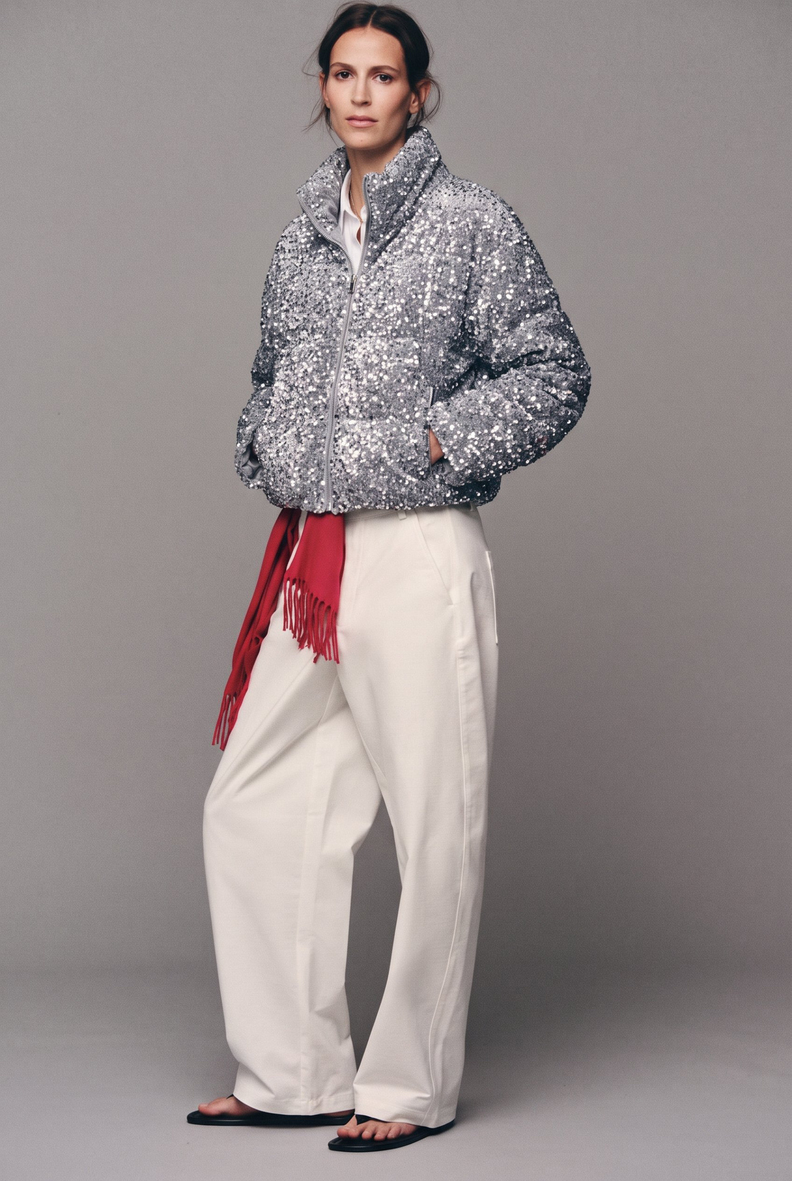 Wholesaler DIVA TEX - Short sequin puffer jacket