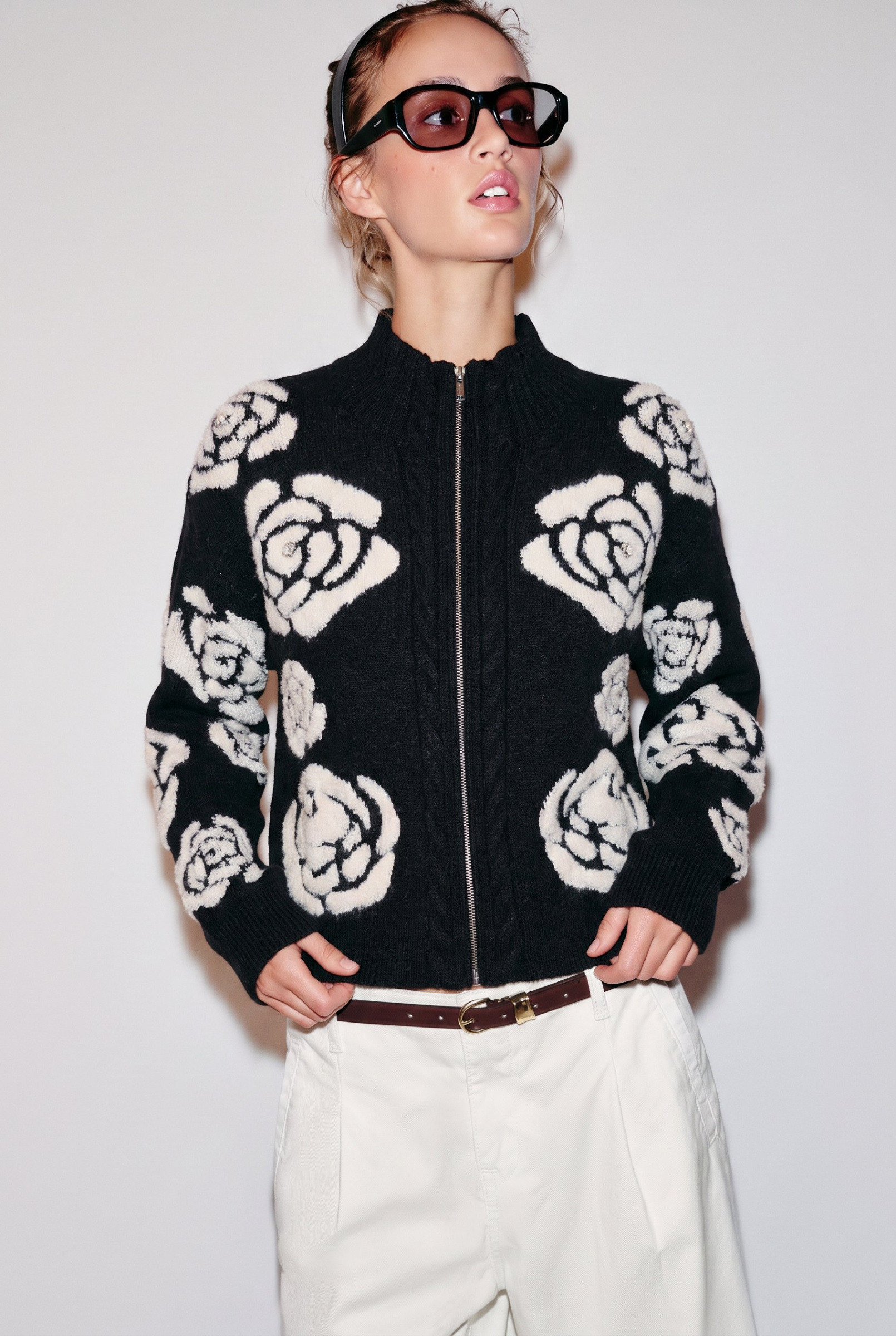 Grossista DIVA TEX - Cardigan con zip, motivo rosa bicolore