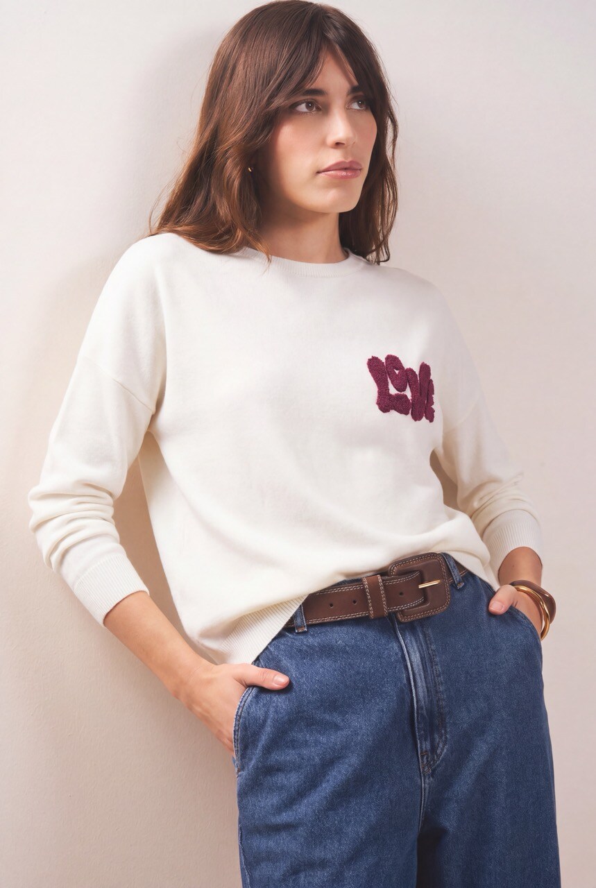 Wholesaler DIVA TEX - Embroidered LOVE YOURSELF patch sweatshirt