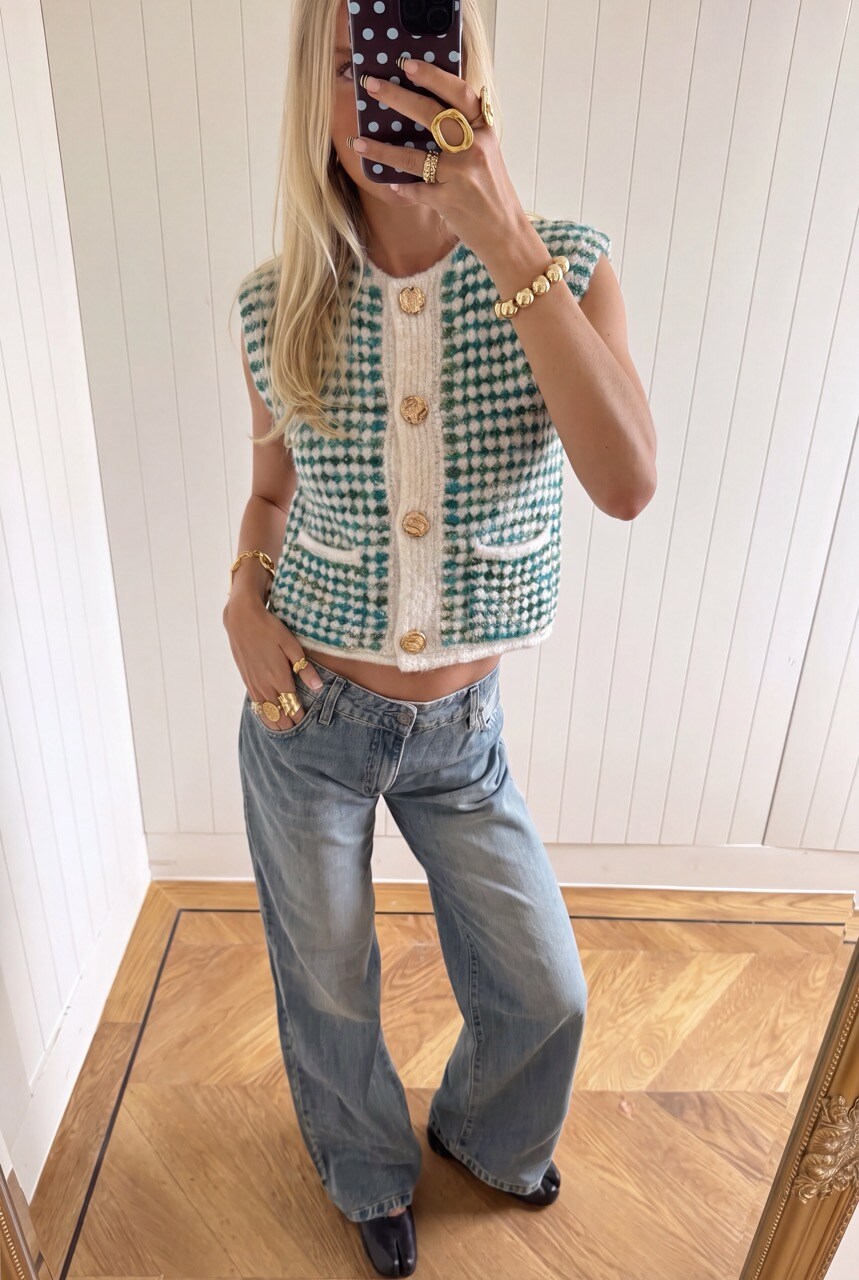 Grossiste DIVA TEX - Gilet sans manches en maille bicolore