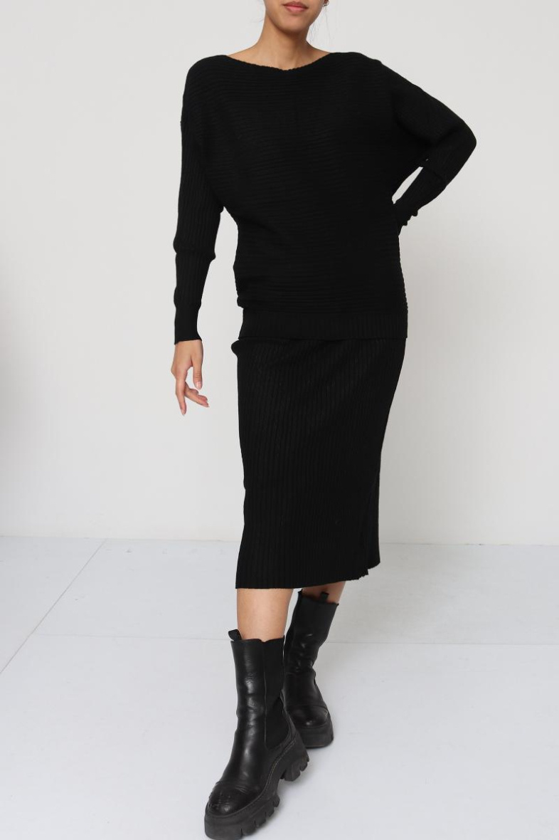 Wholesaler Dix-onze - twisted sweater+skirt set