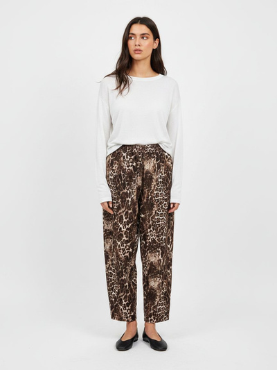 Mayorista DOREMI - Pantalones de pana estampados Mayorista DOREMI - Pantalones de pana estampados