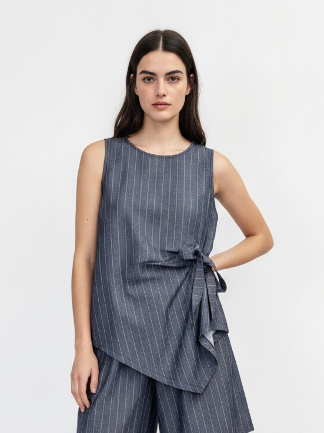 Wholesaler DOREMI - Sleeveless cotton denim top