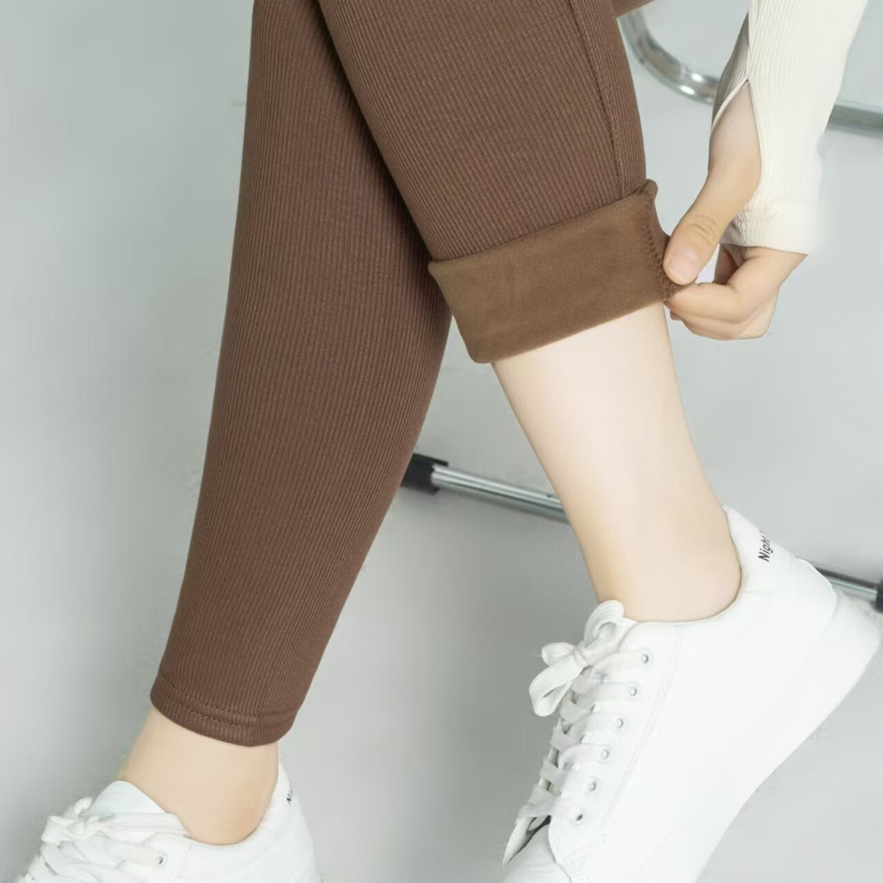 Grossiste E.DIVA - Leggings cotelé avec intérieur molletonné