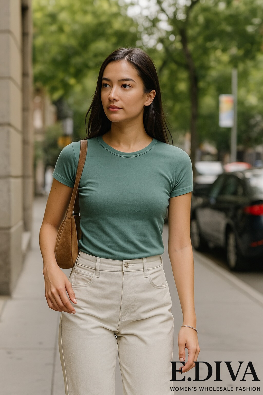Wholesaler E.DIVA - Basic summer round neck T-shirt