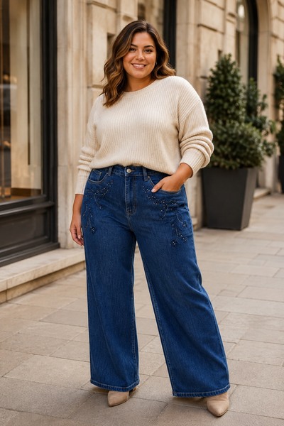 Grossiste E&F - JEANS WIDE LEG BRODE EN BLEU ET STRASS Grossiste E&F - JEANS WIDE LEG BRODE EN BLEU ET STRASS