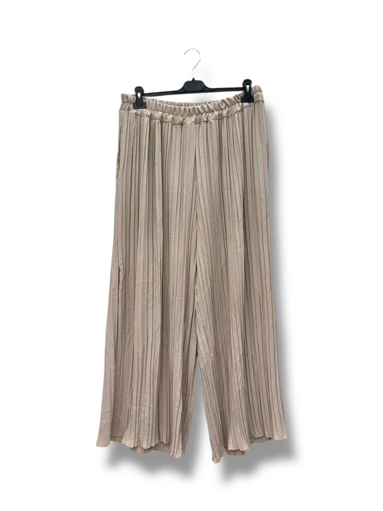 Großhändler E&F - FALTENHOSE