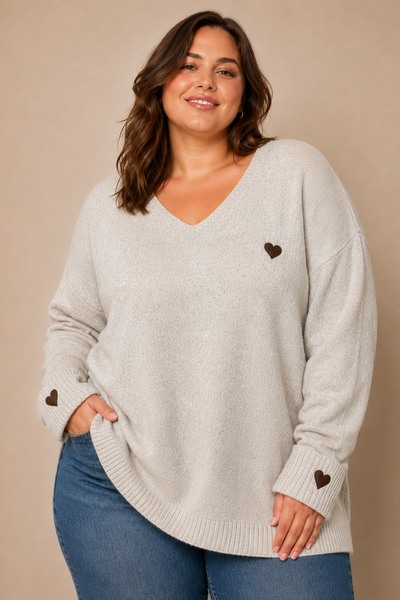 Grossista E&F - MAGLIONE SOPHIA CON UN CUORE Grossista E&F - MAGLIONE SOPHIA CON UN CUORE