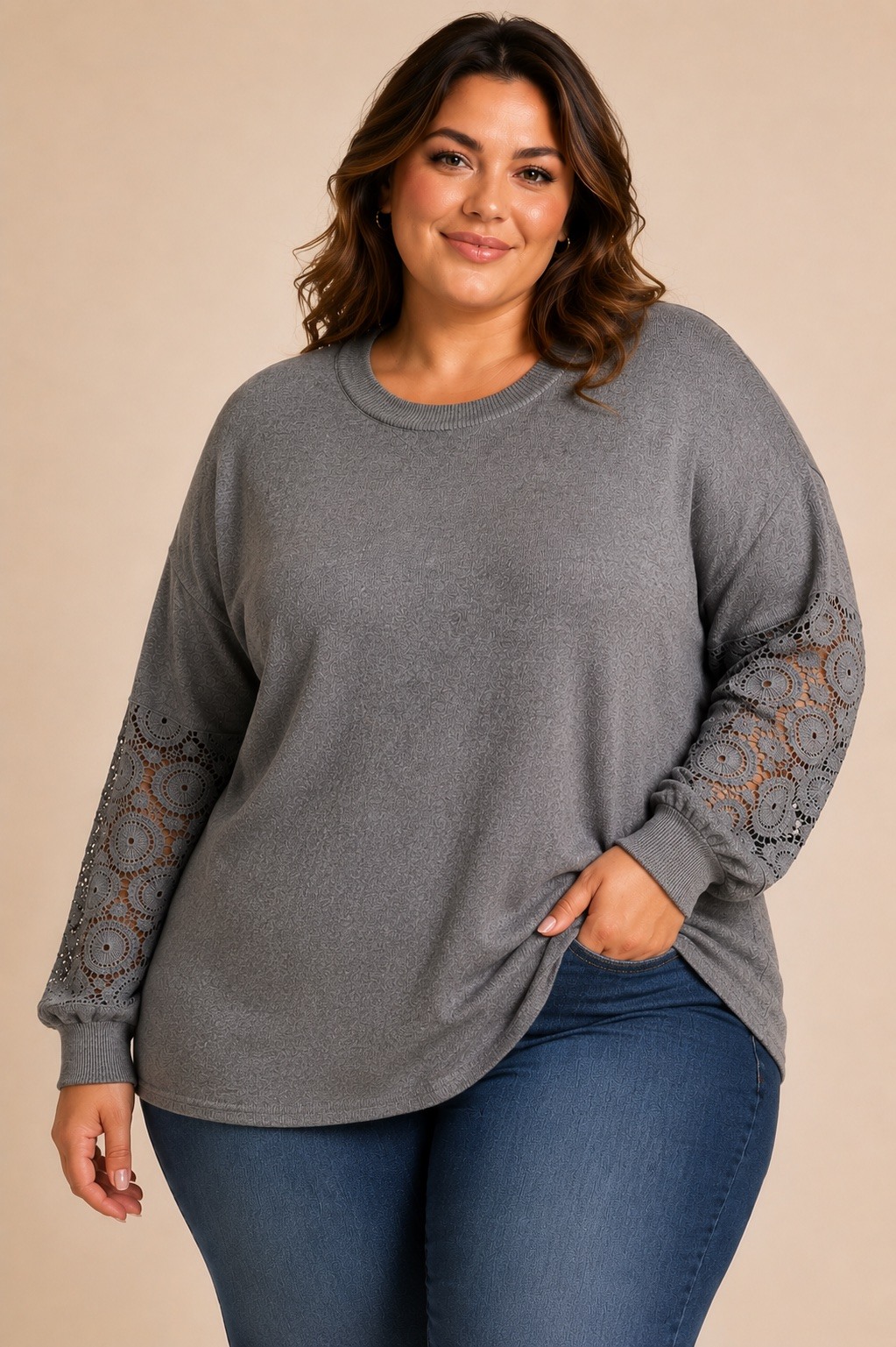 Wholesaler E&F - JUSTINE SWEATER WITH LACE ON THE SLEEVES