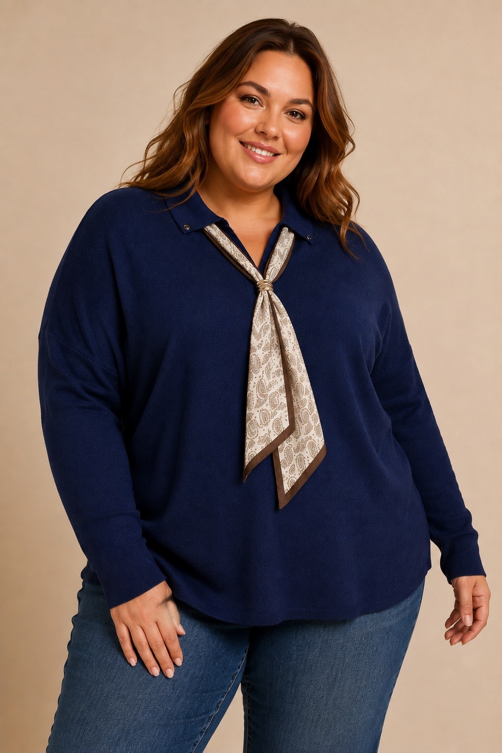 Grossiste E&F - PULL AVEC FOULARD