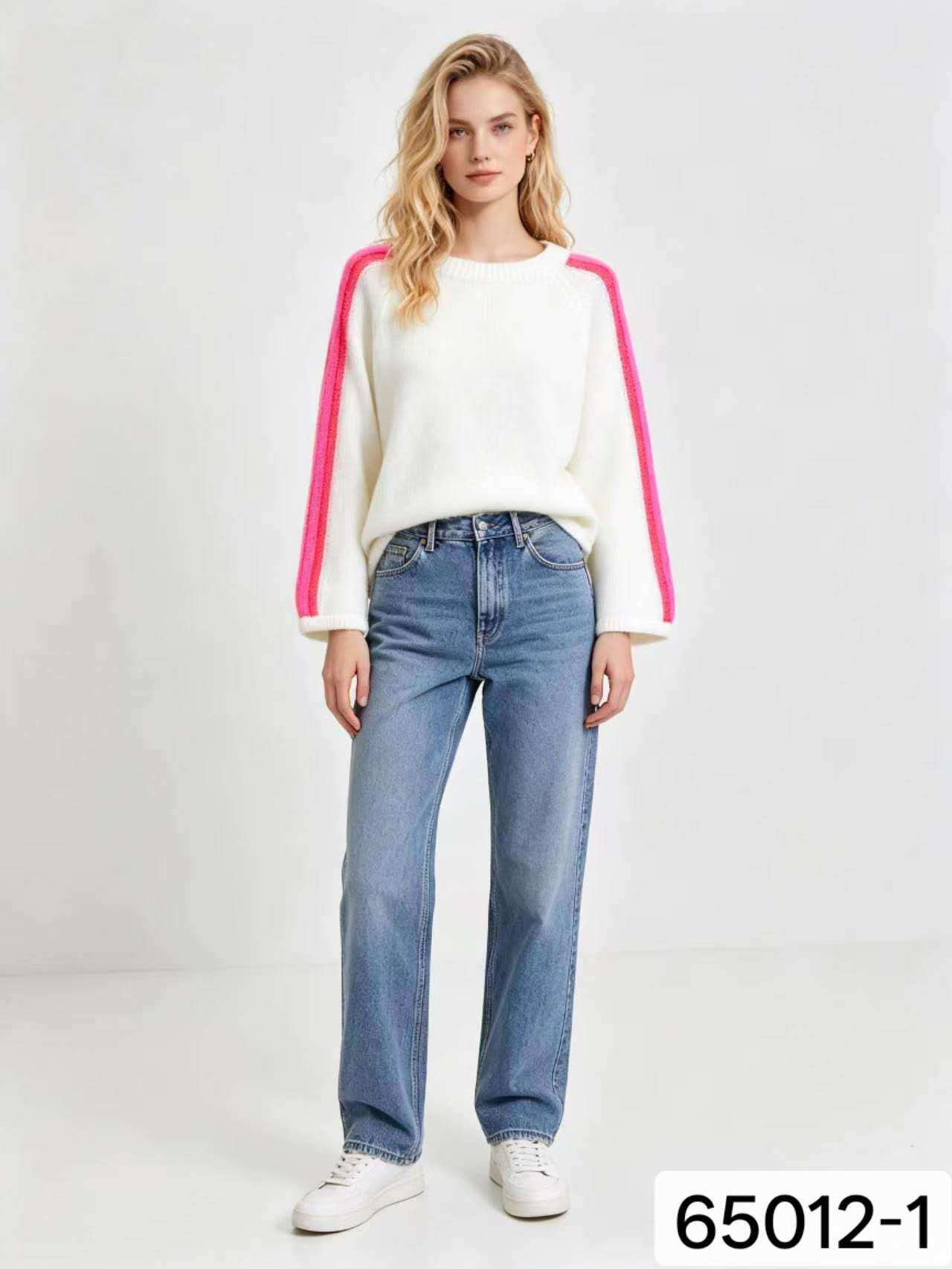 Wholesaler EMAGLIFICIO - Sweaters with stripes on the shoulders