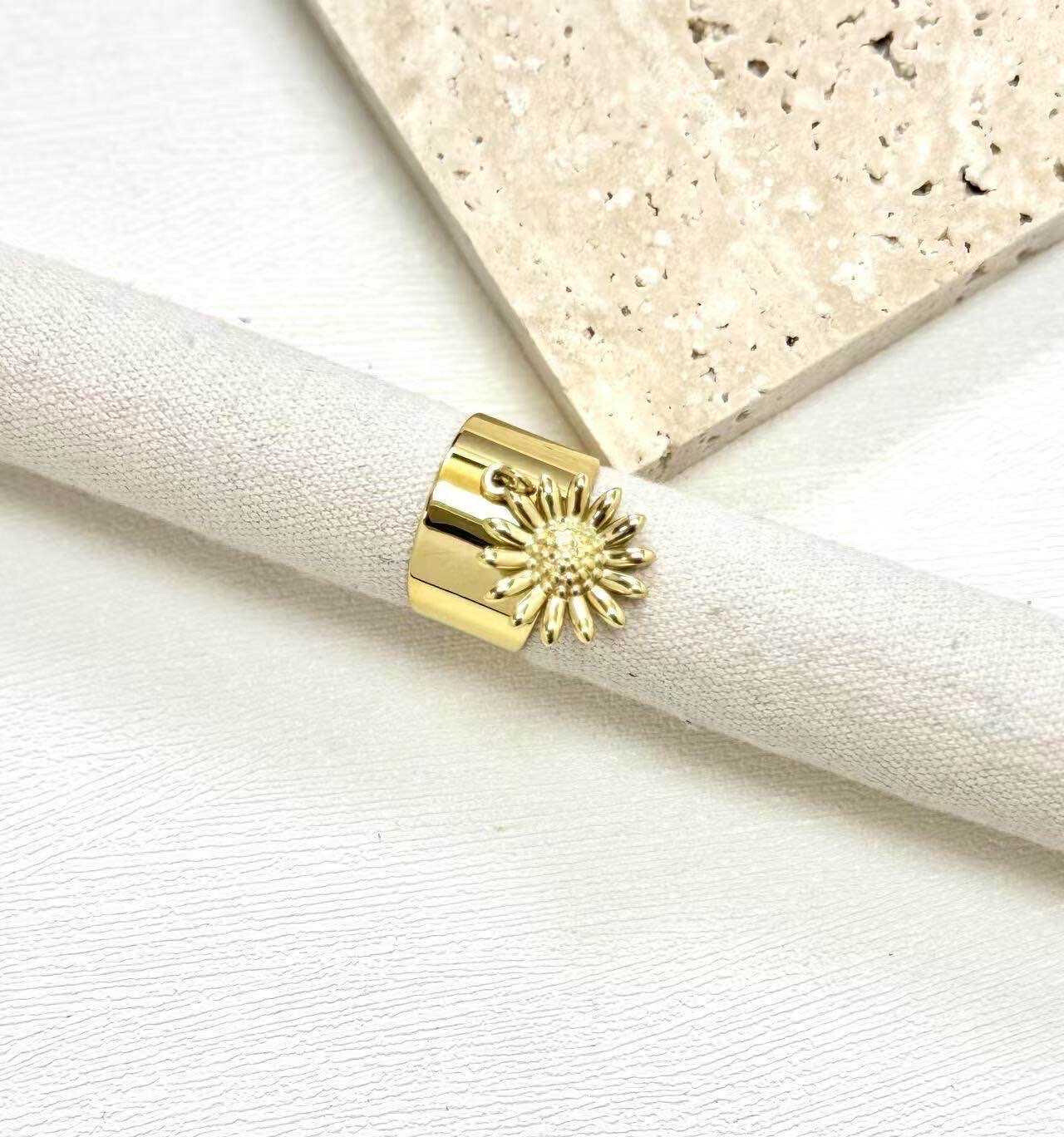 Grossiste Eclador Bijoux - Bague en acier Inoxydable , taille réglable.